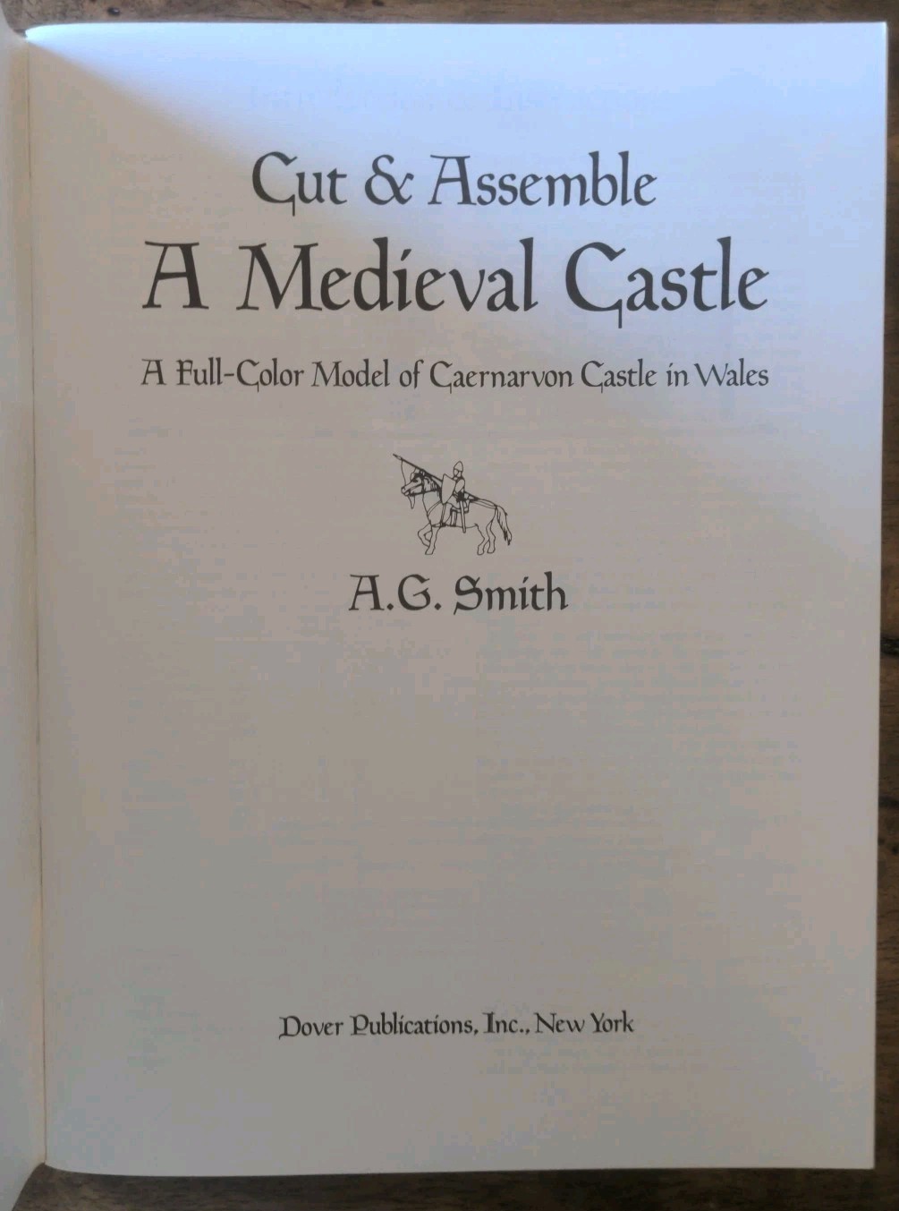 Lot of 2 Cut & Assemble Books Medieval Castle + Dinosaur Dioramas VTG Activity