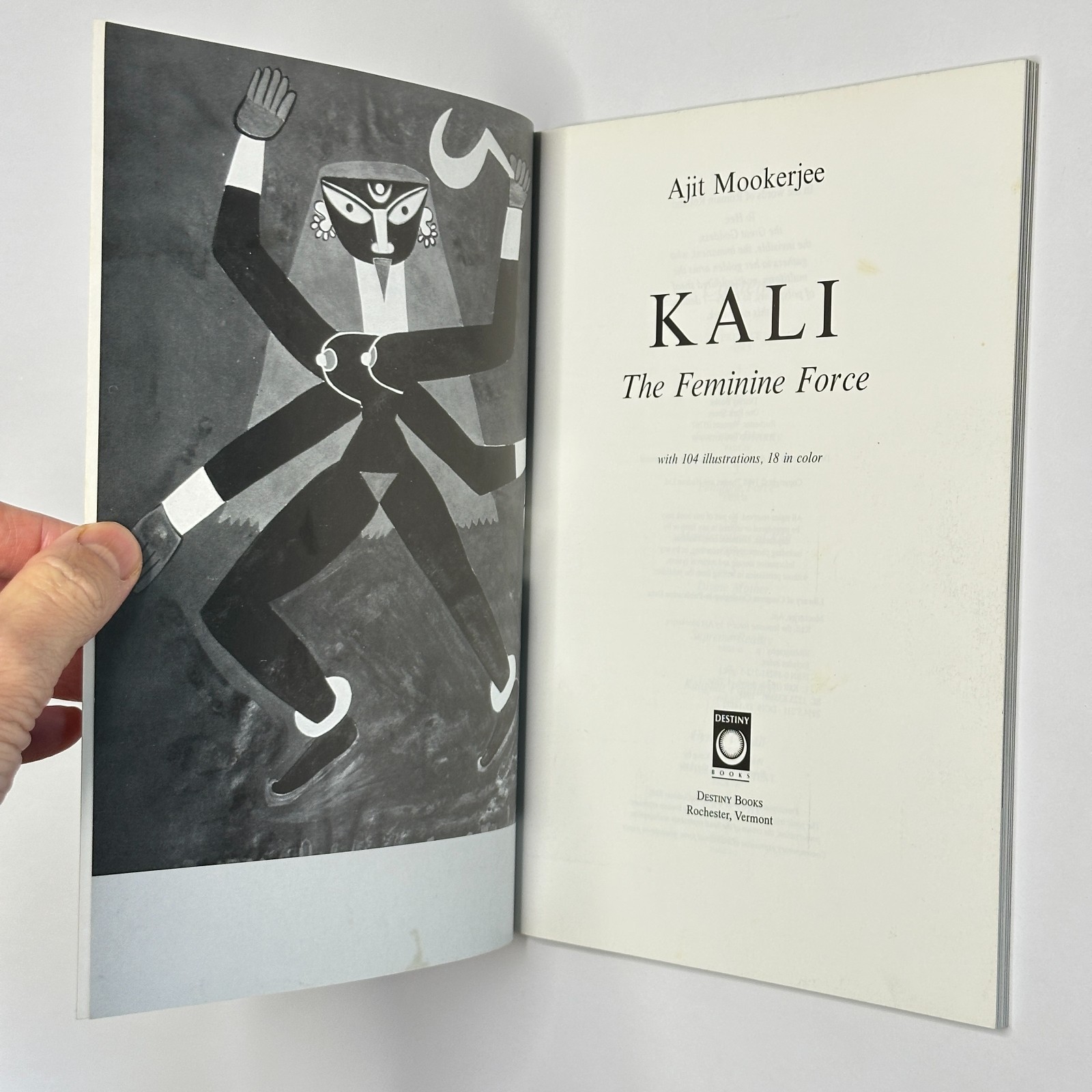 Hindu Goddess Study “Kali: The Feminine Force” Ajit Mookerjee (1988, PB)