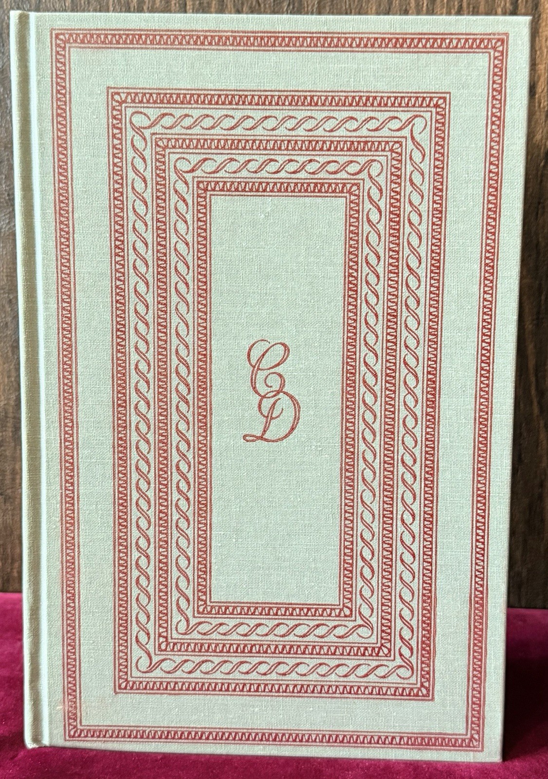 9 Heritage Press Illustrated Works of Charles Dickens Hardcover Books w/Slipcase
