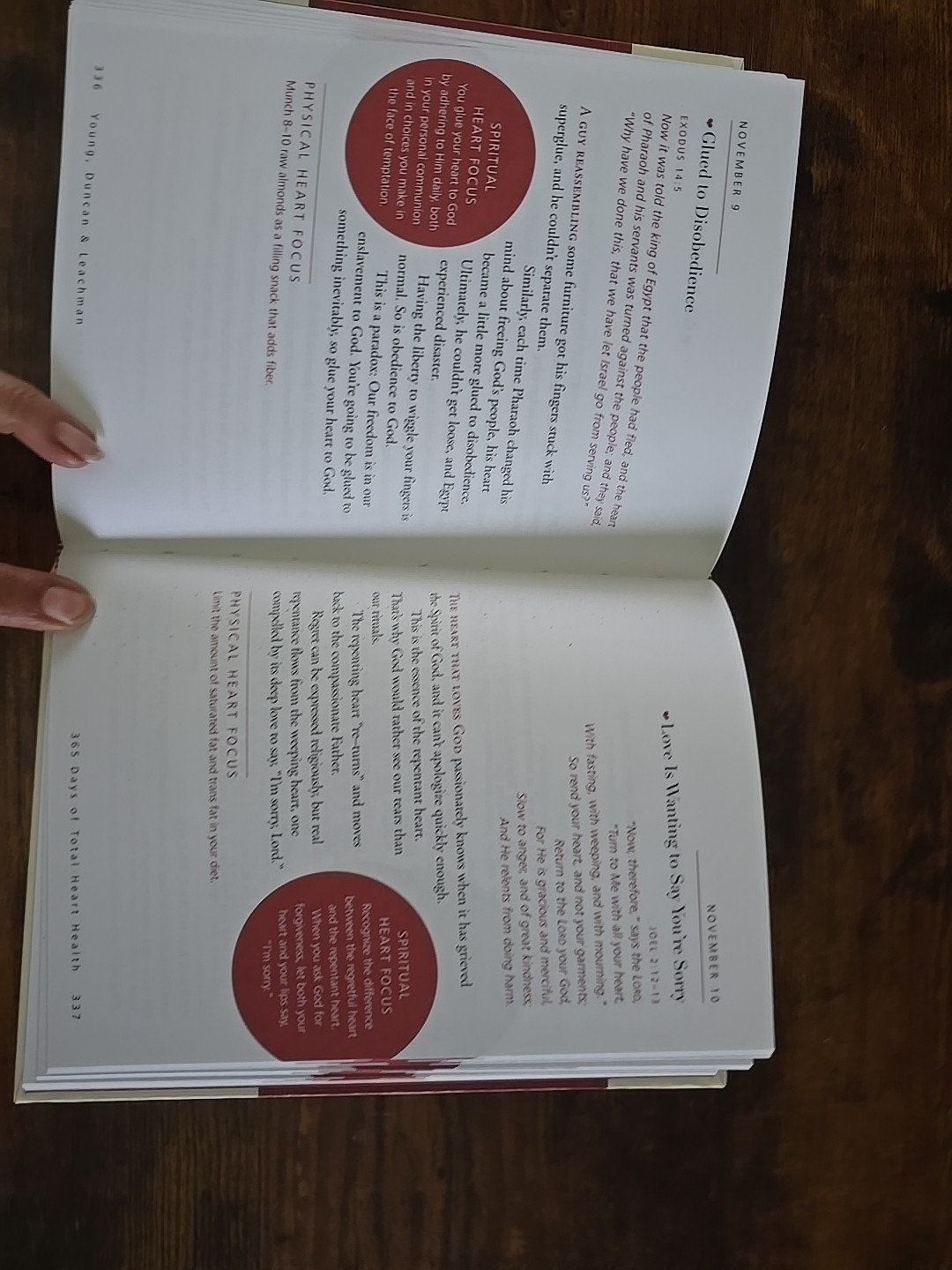 365 Days of Total Heart Health by Ed Young and Jo Beth Young (2006, Hardcover)