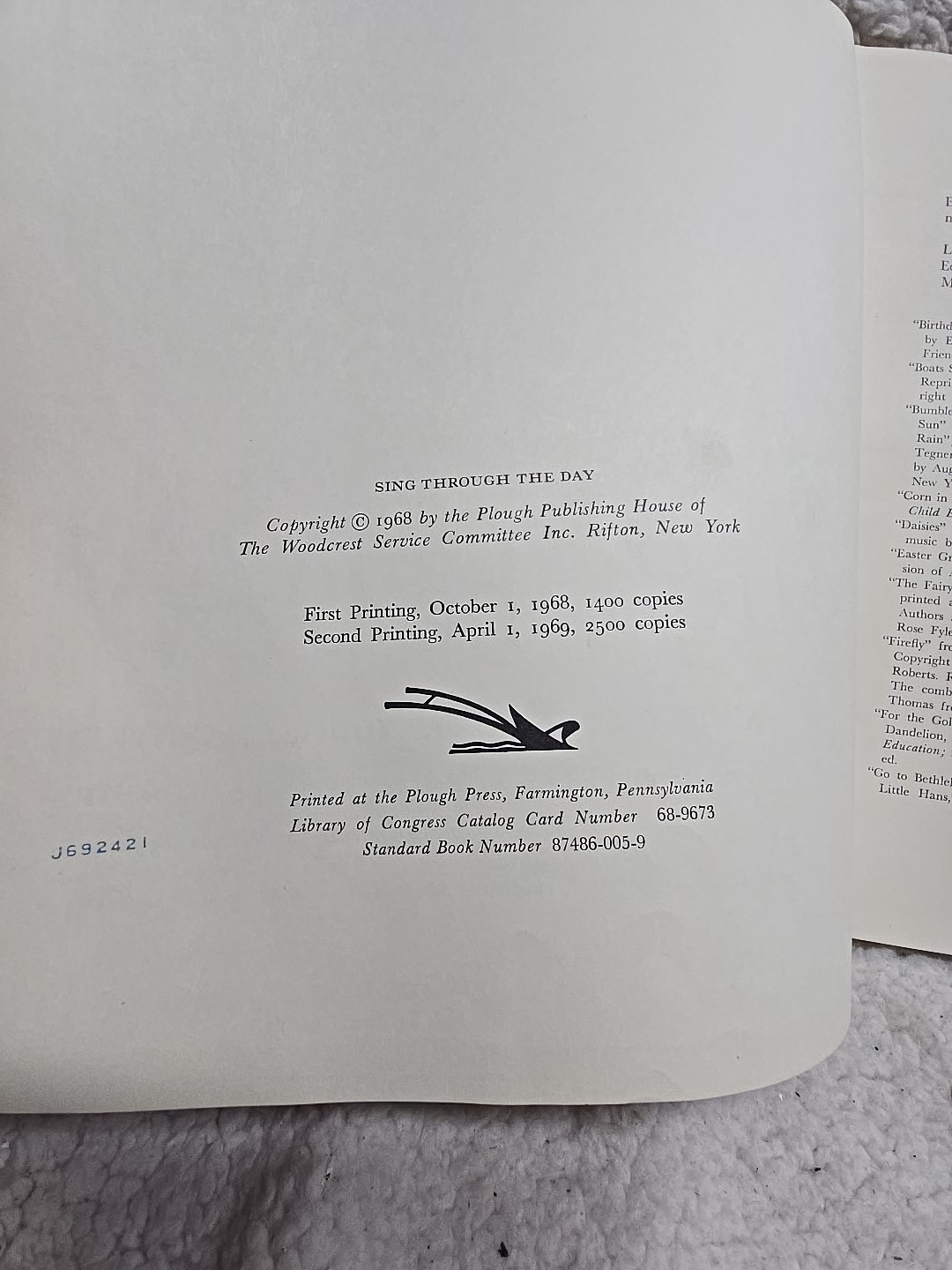 Sing Through the Day: Ninety Songs for Younger Children Plough Publishing 1969