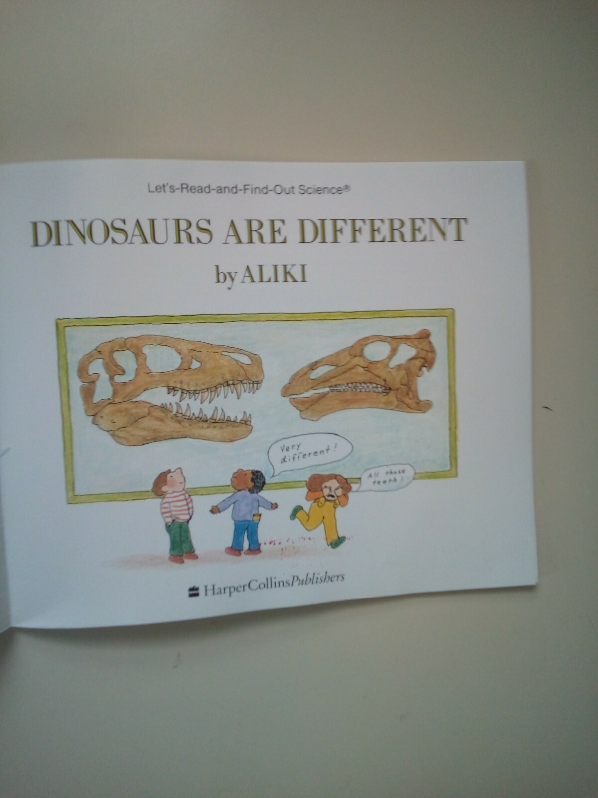 Dinosaurs Are Different By Aliki Paperback 1985 Stage 2
