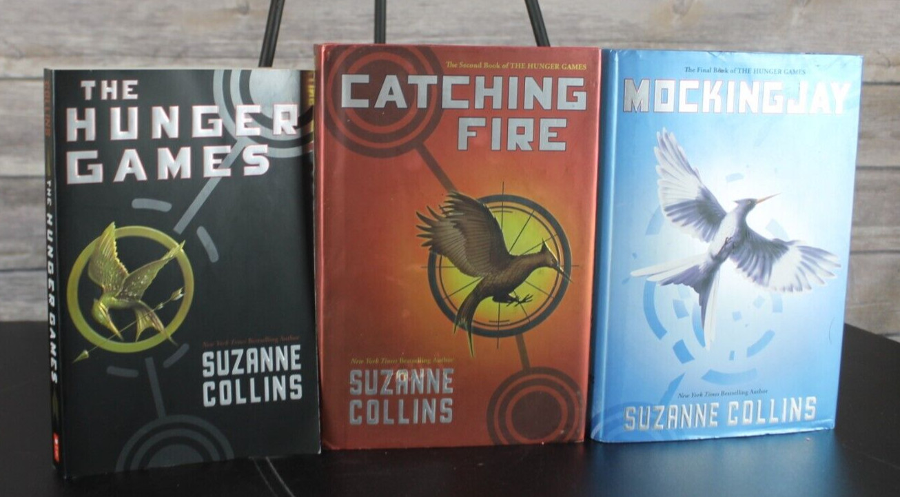 The Hunger Games Trilogy Set Suzanne Collins Paperback & Hardcover- DJ- VG