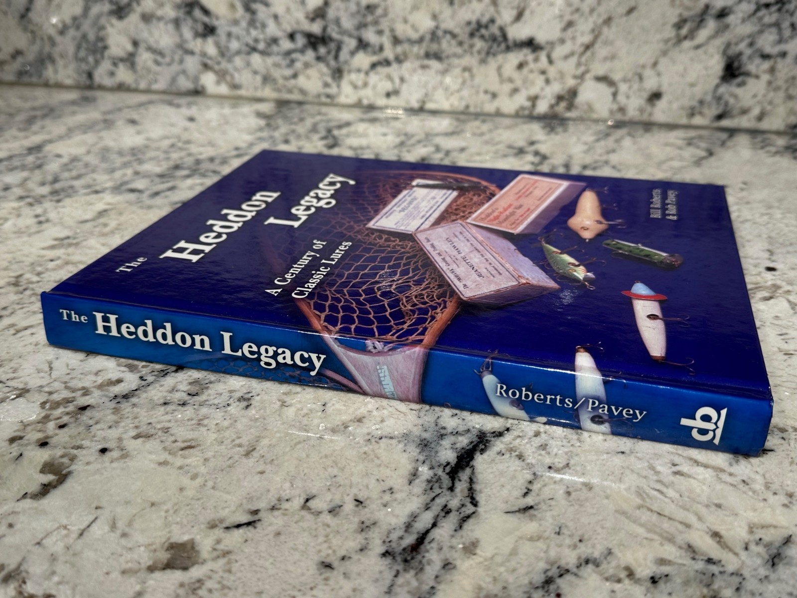 THE HEDDON LEGACY A Century of Classic Lures HC Book Roberts Pavey 2002 Fishing
