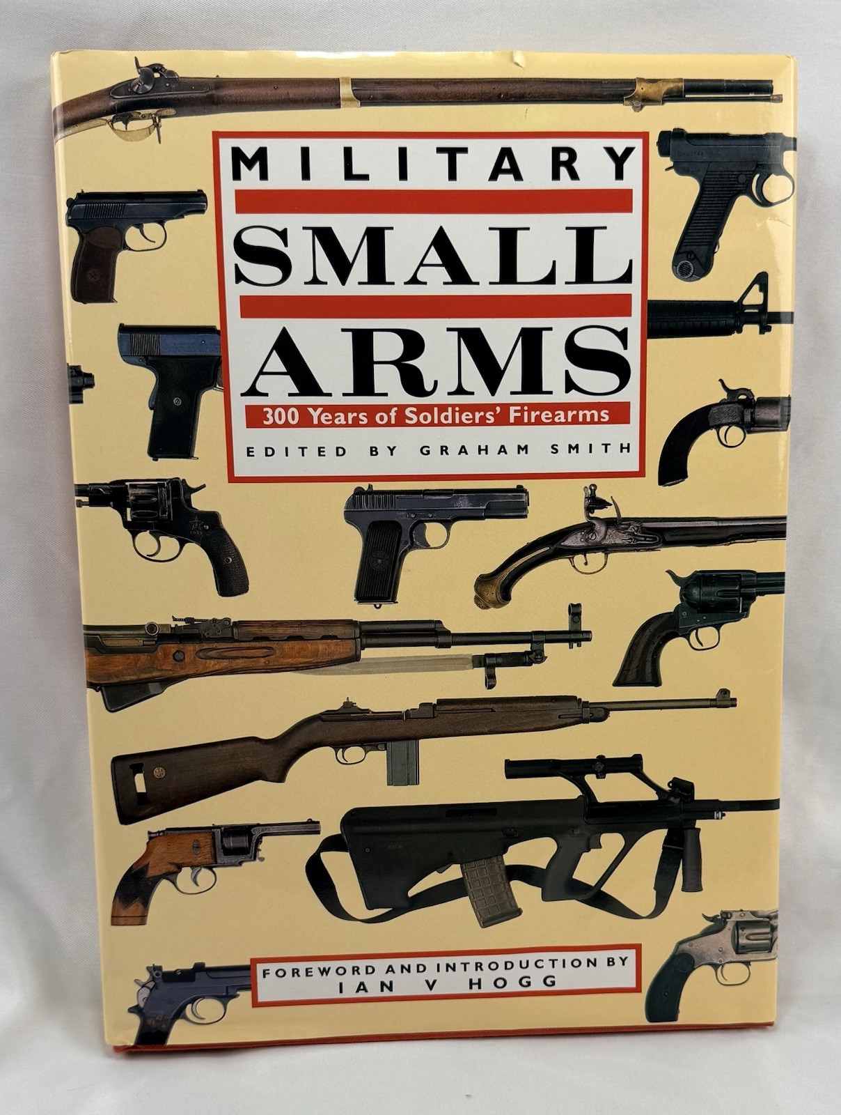 Military Small Arms 300 Years of Soldiers’ Firearms Graham Smith Salamander Book