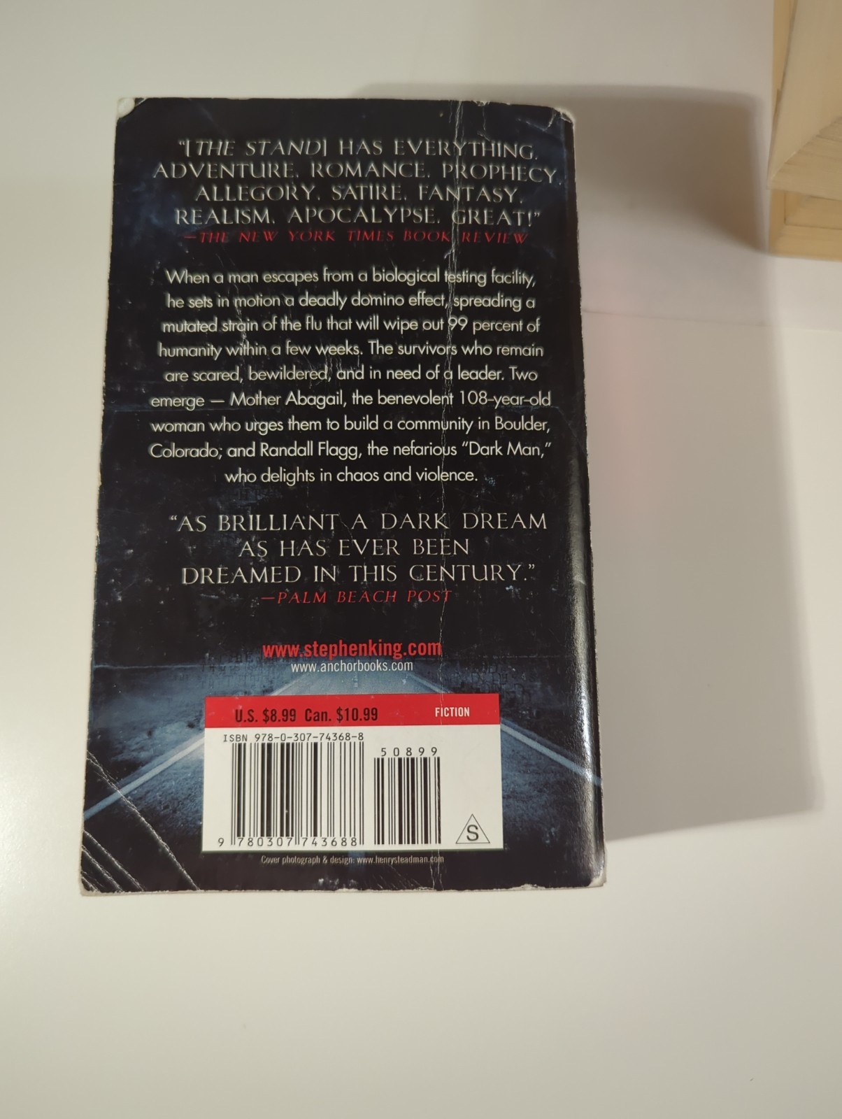 Lot of 3 Assorted Stephen King Paperback Novels, Horror