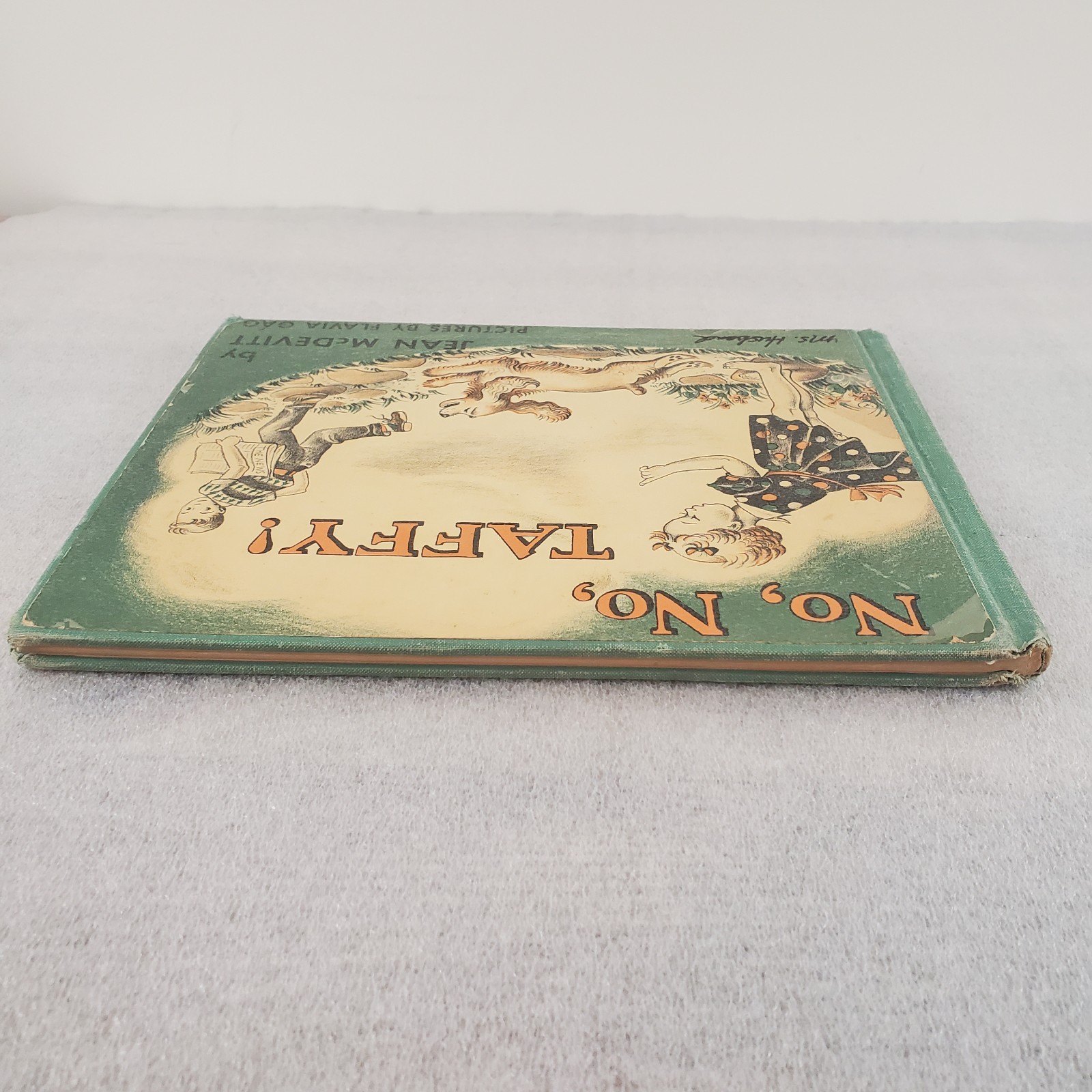 No No Taffy by Jean McDevitt 1952 Hardcover First Edition Flavia Gag Ex-library