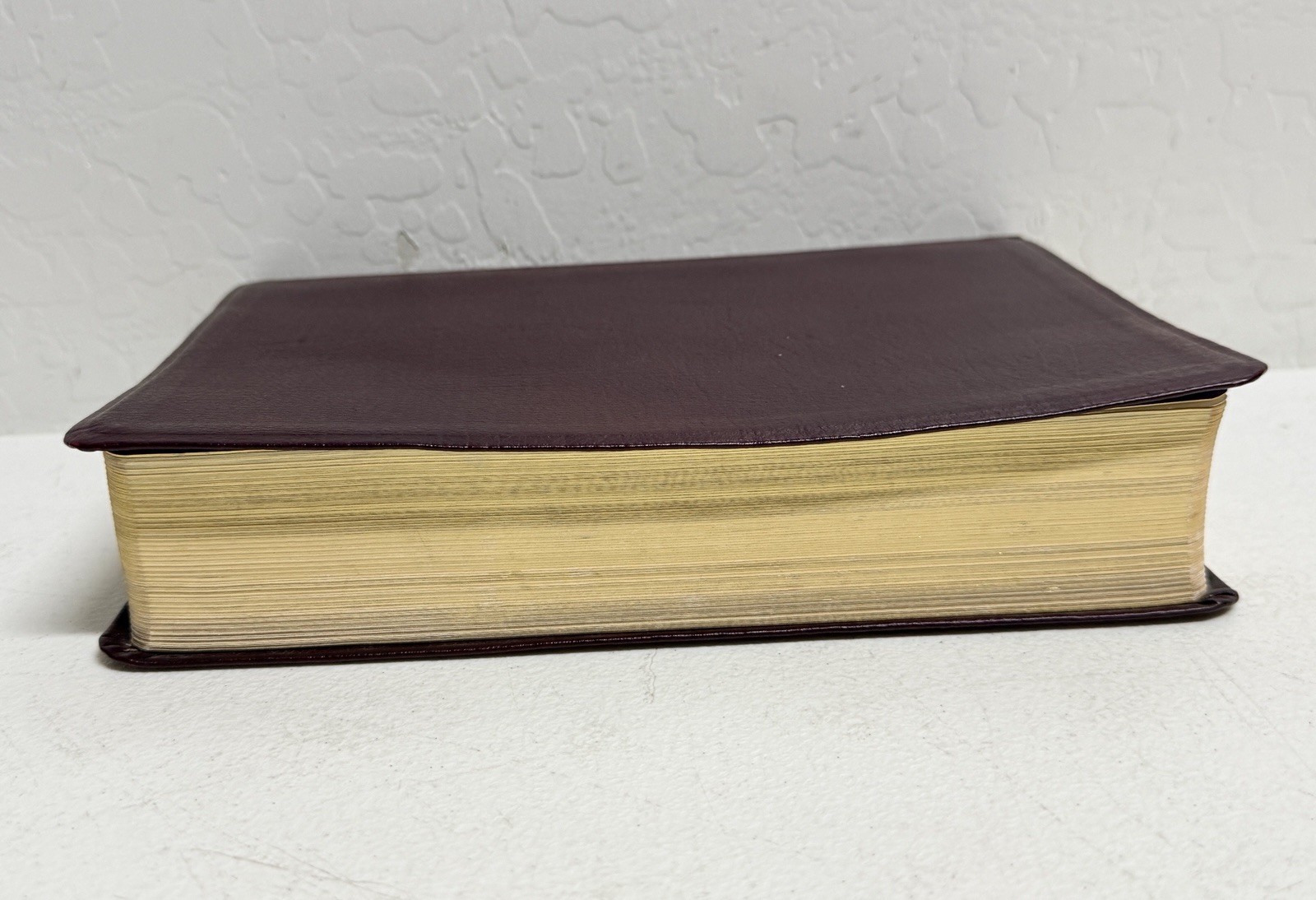 MacArthur Study Bible NKJV Burgundy Genuine Leather Nelson 1997 maps