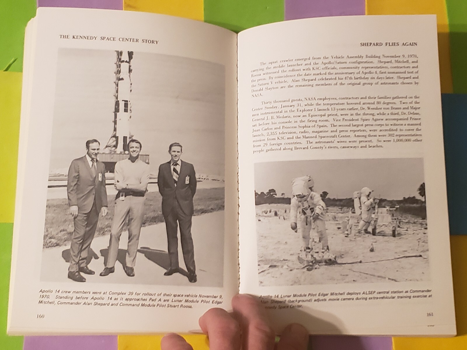 THE KENNEDY SPACE CENTER STORY, PUBLIC AFFAIRS OFFICE, PAPERBACK, 1974,
