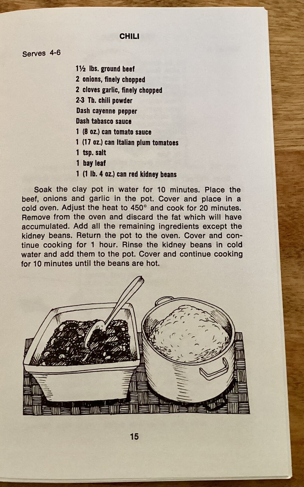 VTG 1974 Softcover Cookbook, COOKING IN CLAY, Arena Chalmers, Potpourri Press
