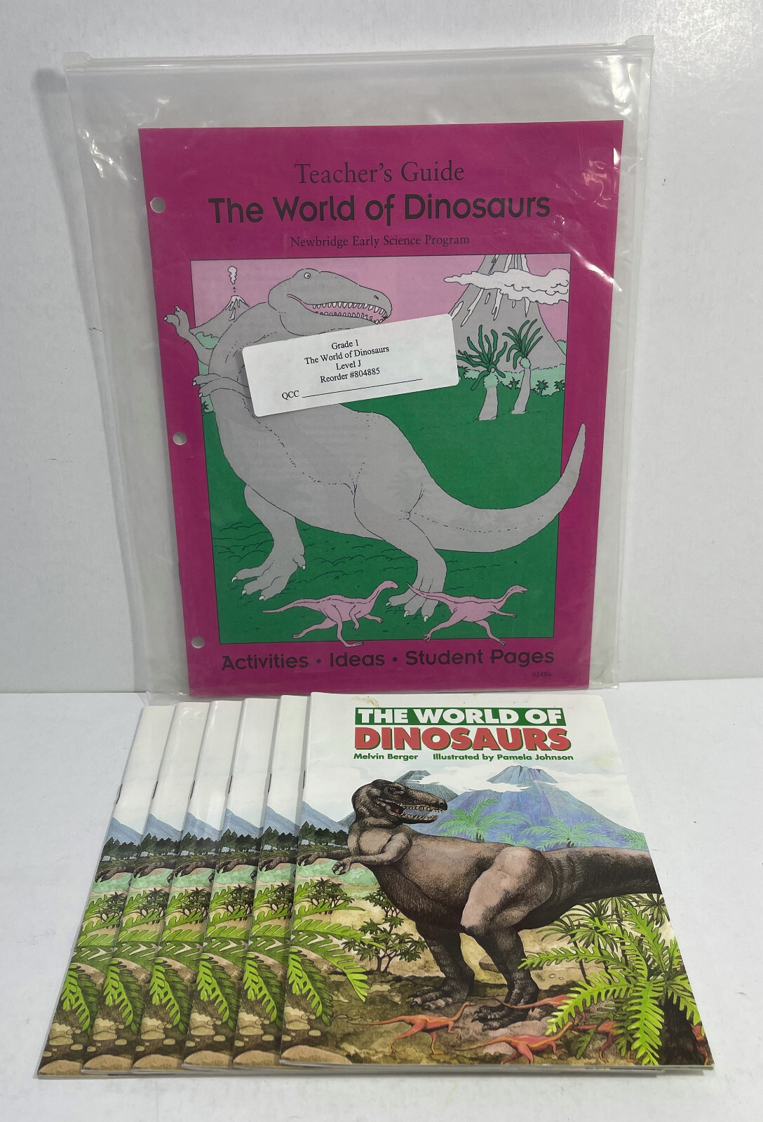 The World of Dinosaurs, Melvin Berger, 6 Pack Books, Grade 1 Level J