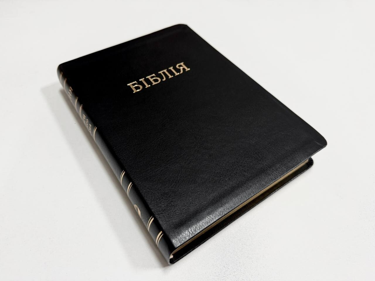 UKRAINIAN Bible black cover NEW 24x17cm Українська Біблія