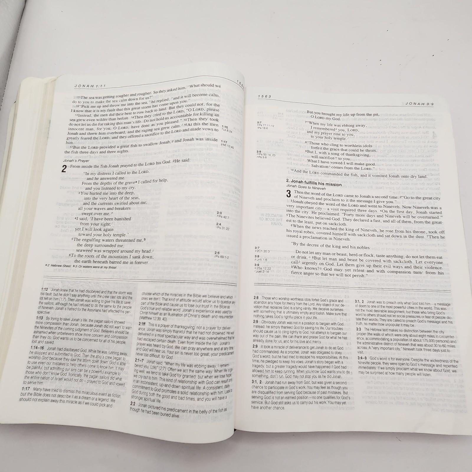 Life Application Study Bible NIV Zondervan 1991 Leather Religious Religion Book