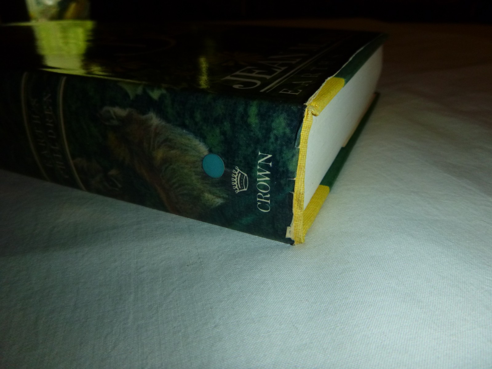 The Clan of the Cave Bear – 1st Ed. /1st Printing Jean M. Auel 1980 HC SIGNED