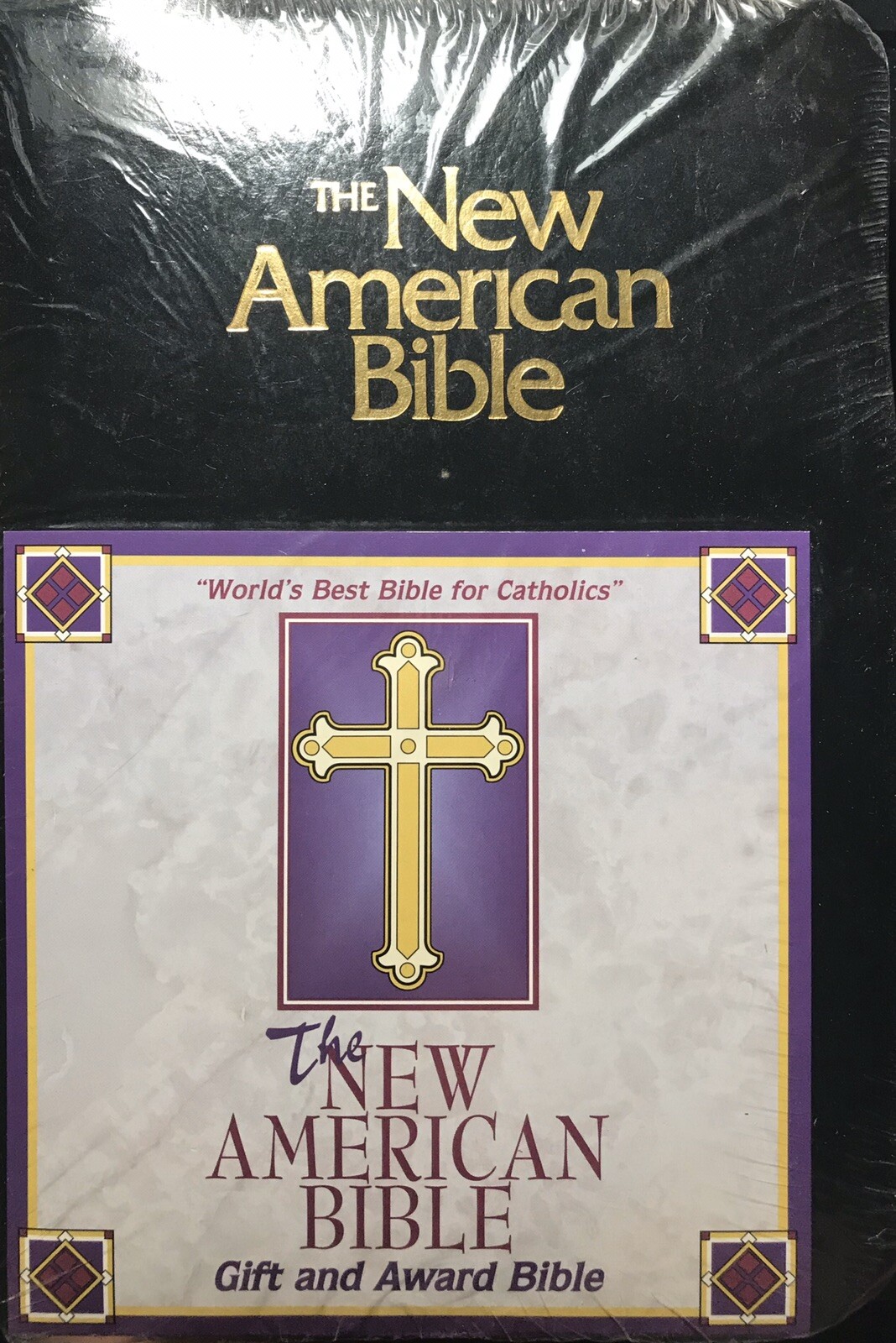THE NEW AMERICAN BIBLE (Gift And Award Bible) By World Catholic Press BRAND NEW