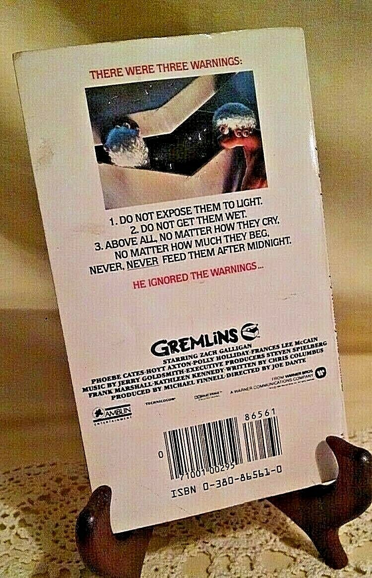 Gremlins George Gipe Steven Spielberg Avon 86561 Illsd 1st Jun 1984 Movie Tie In