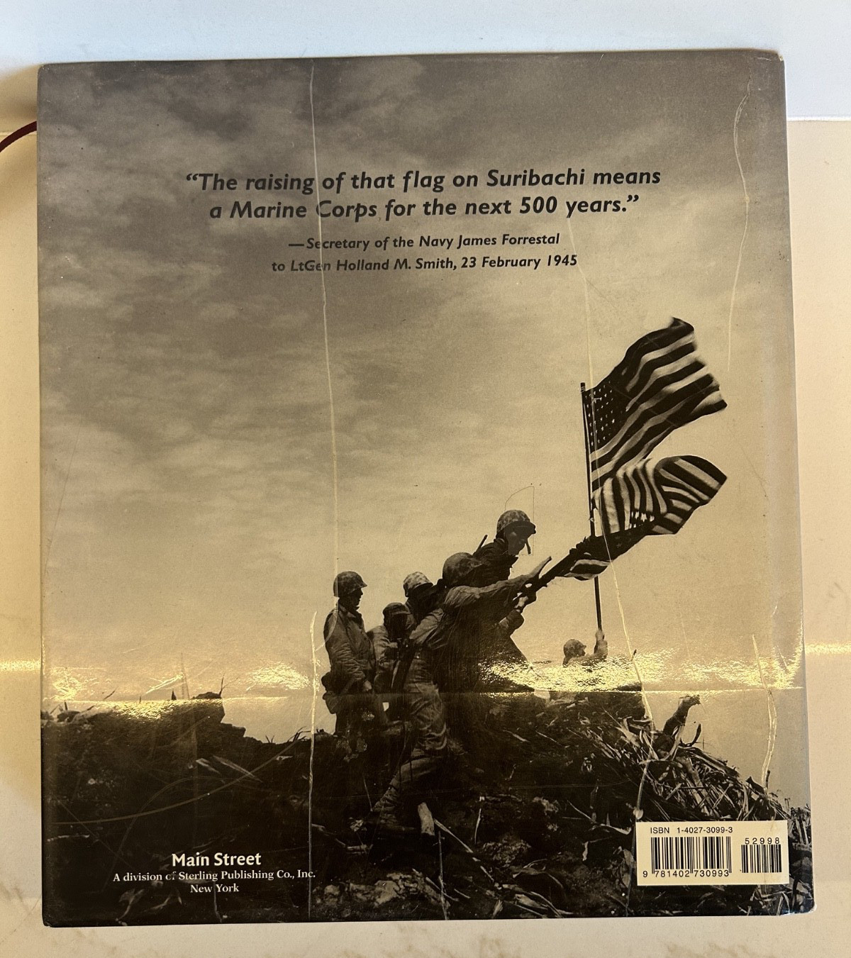 Semper Fi: The Definitive Illustrated History of the U.S. Marines – Free Ship