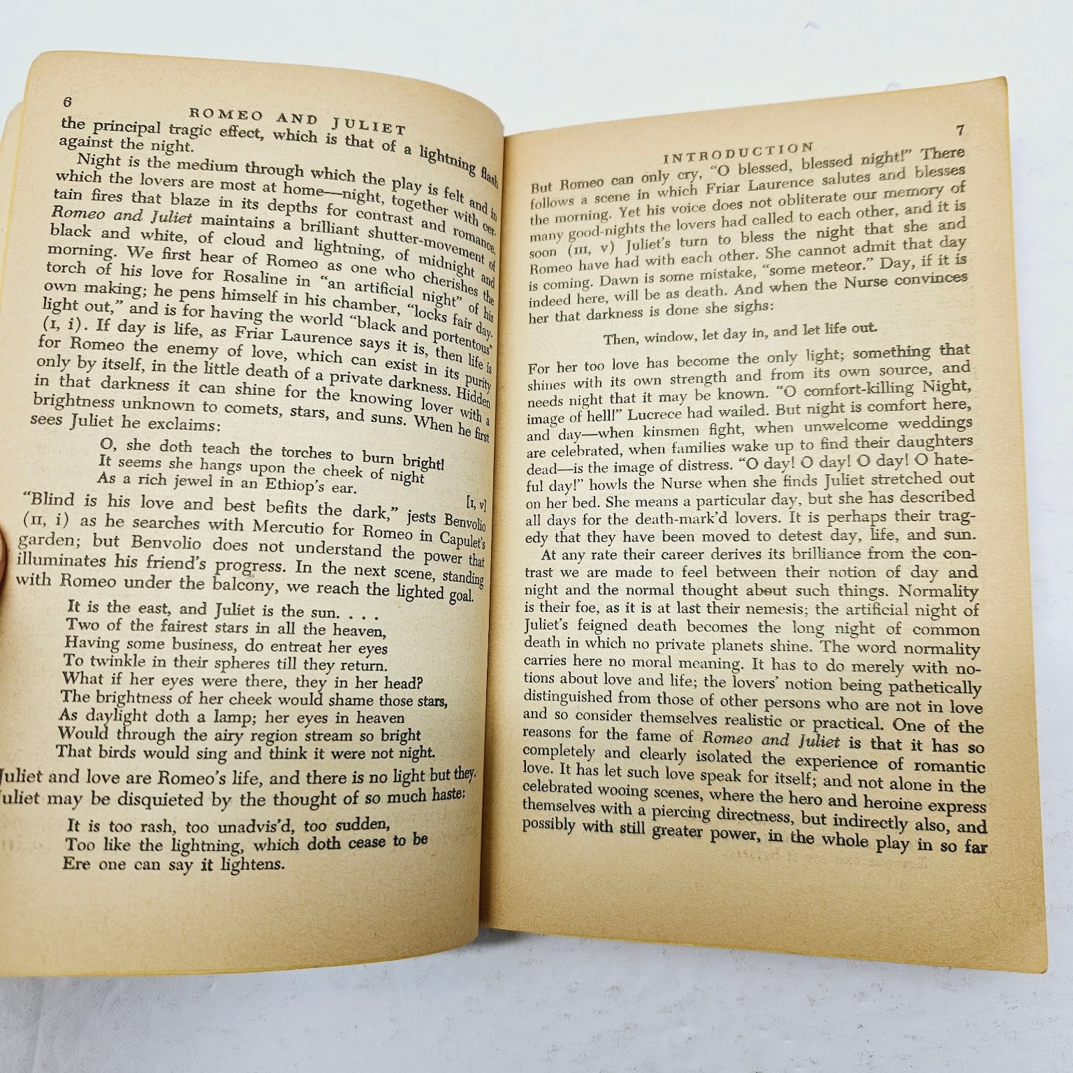 Vintage 1948 William Shakespeare Four Tragedies Washington Square Press Classic