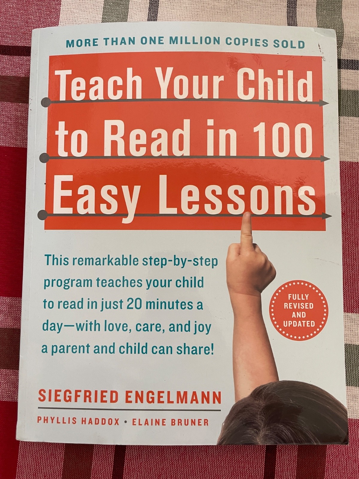 Teach Your Child to Read in 100 Easy Lessons: Revised and Updated Second Edition
