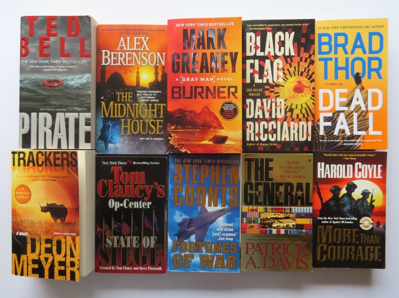 Lot of 20 Thriller / Adventure Paperbacks Current Titles & Authors VG Condition