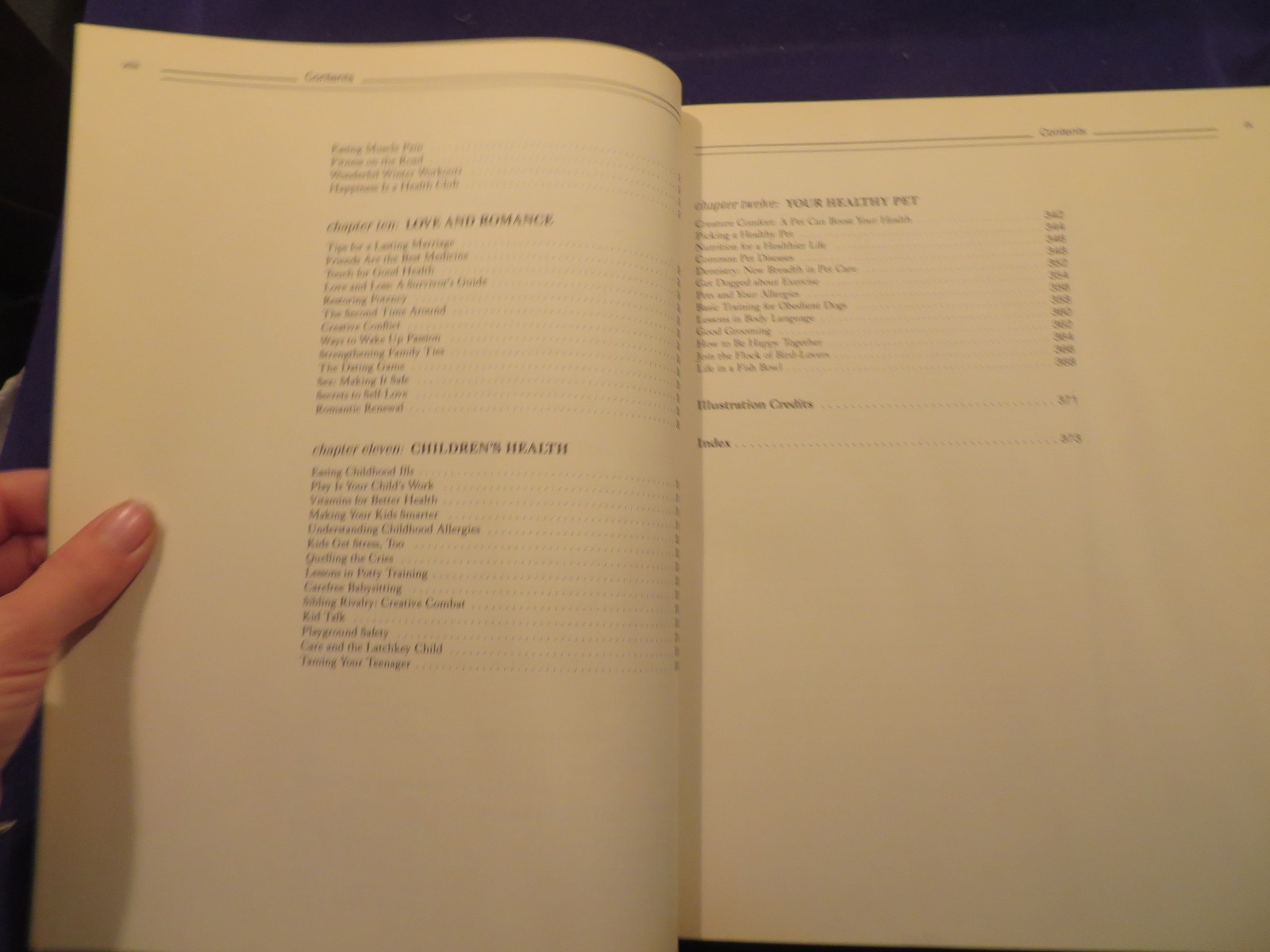 1988 EVERYDAY HEALTH TIPS; 2000 Health Hints Hardcover Book PREVENTION MAGAZINE