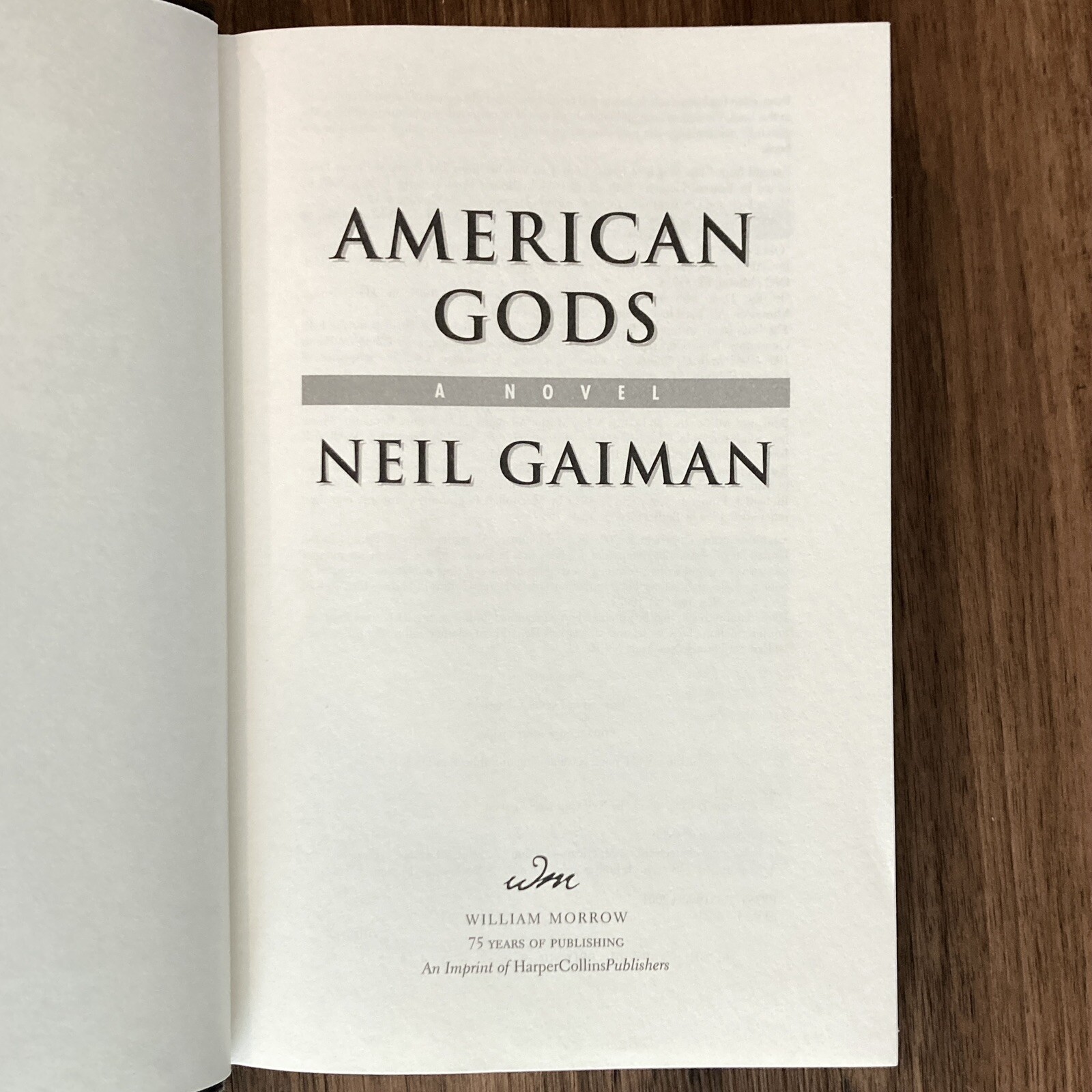 American Gods – Neil Gaiman (1st edition 1st print) William Morrow, 2001
