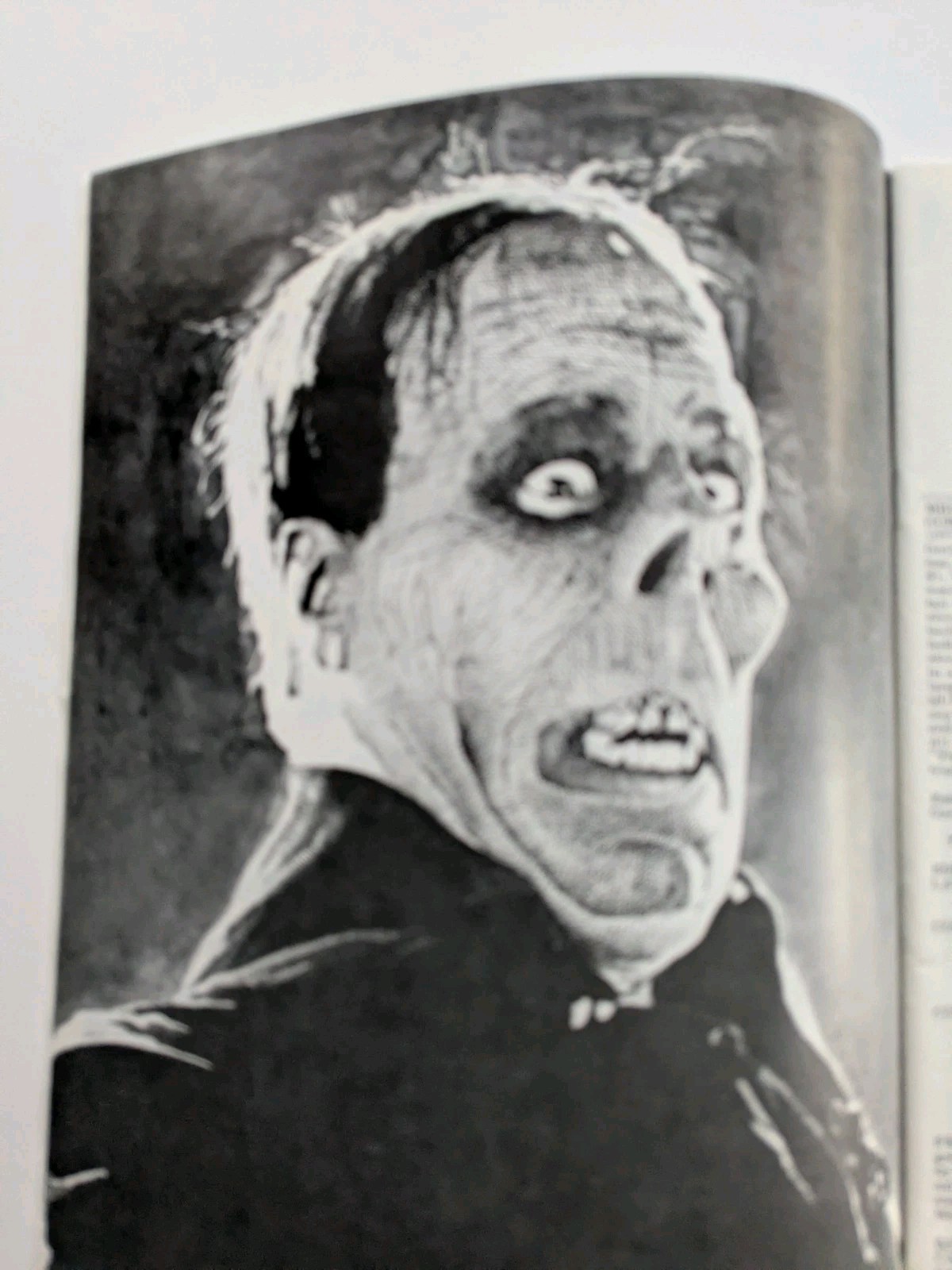 Midnight Marquee Fanzine.9 Issues.Frankenstein.Dracula.horror.wolfman.monsters