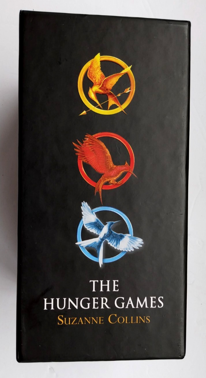 The Hunger Games Trilogy Boxed Set Catching Fire/Mockingjay Suzanne Collins 2013