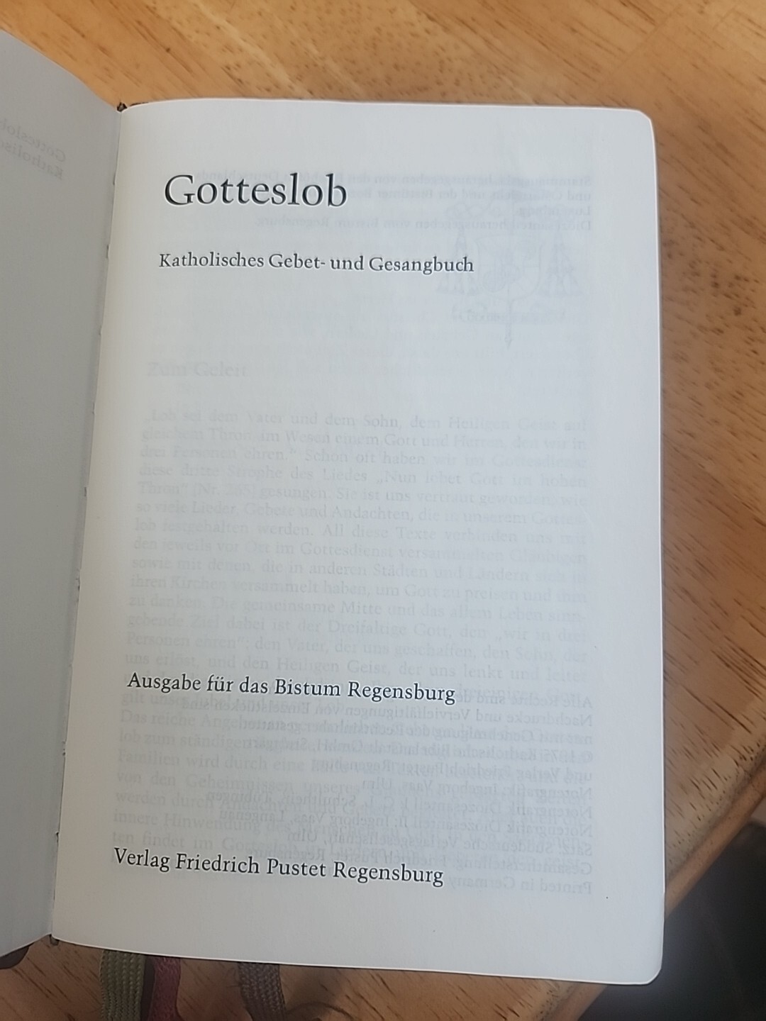 Vintage 1975 Gotteslob Catholic Prayer Hymn Book in GERMAN 6.25″ X 4.5″