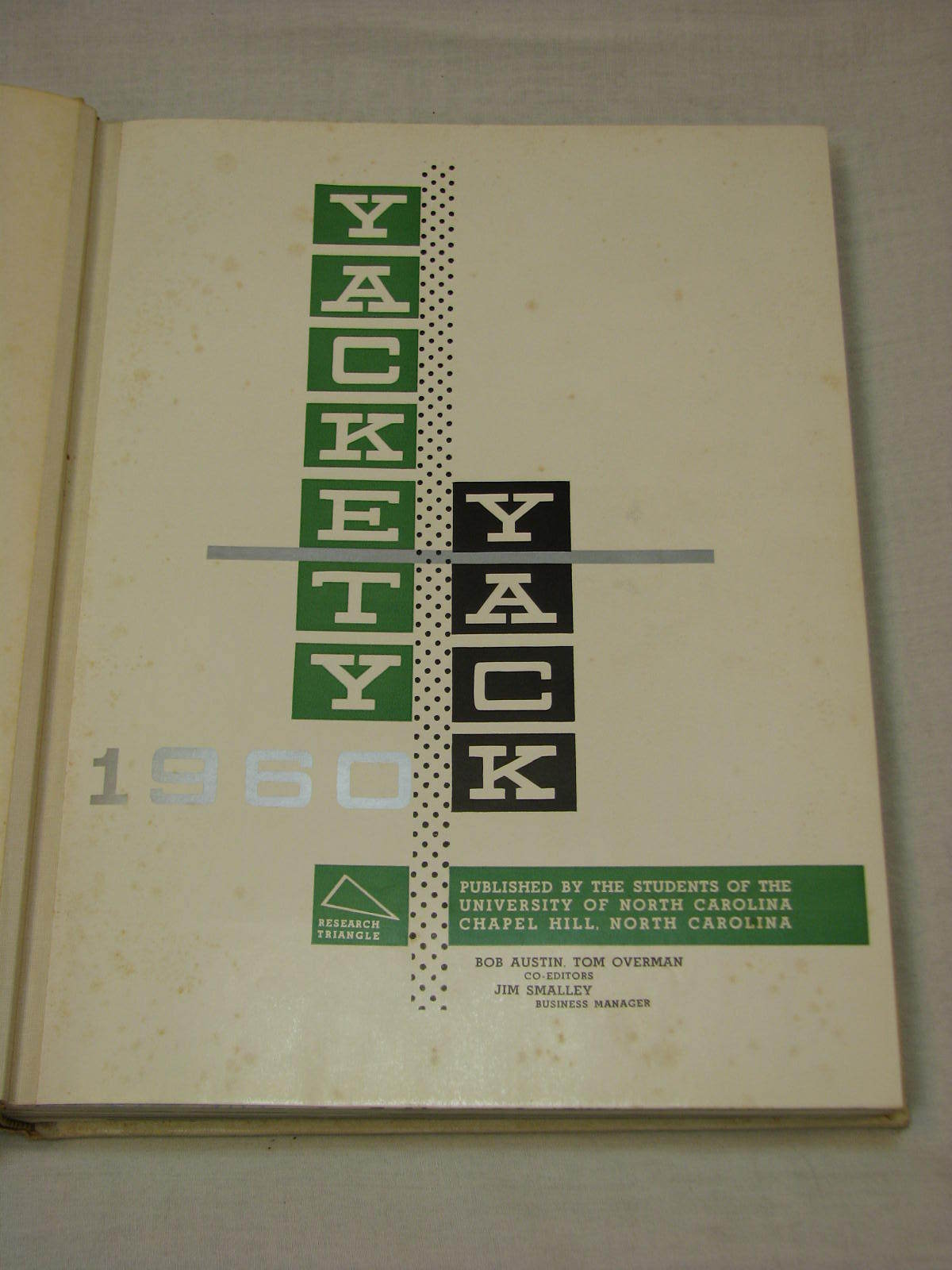 1960 UNC Chapel Hill Yackety Yack Student Yearbook Tar Heels Annual Alumni Fan