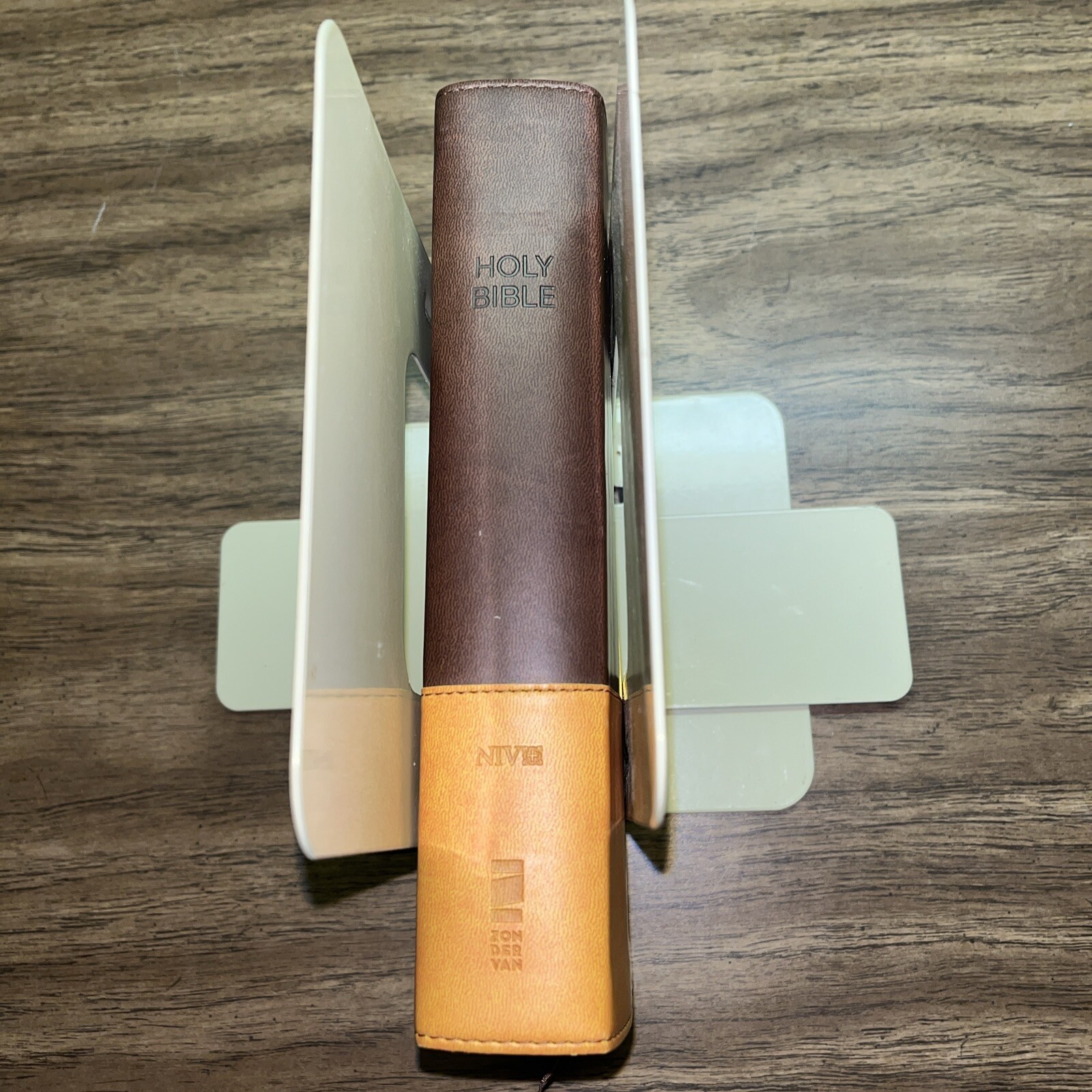 LARGE PRINT Zondervan NIV Church Bible 2011 Italian Duo-Tone Brown / Tan CLEAN