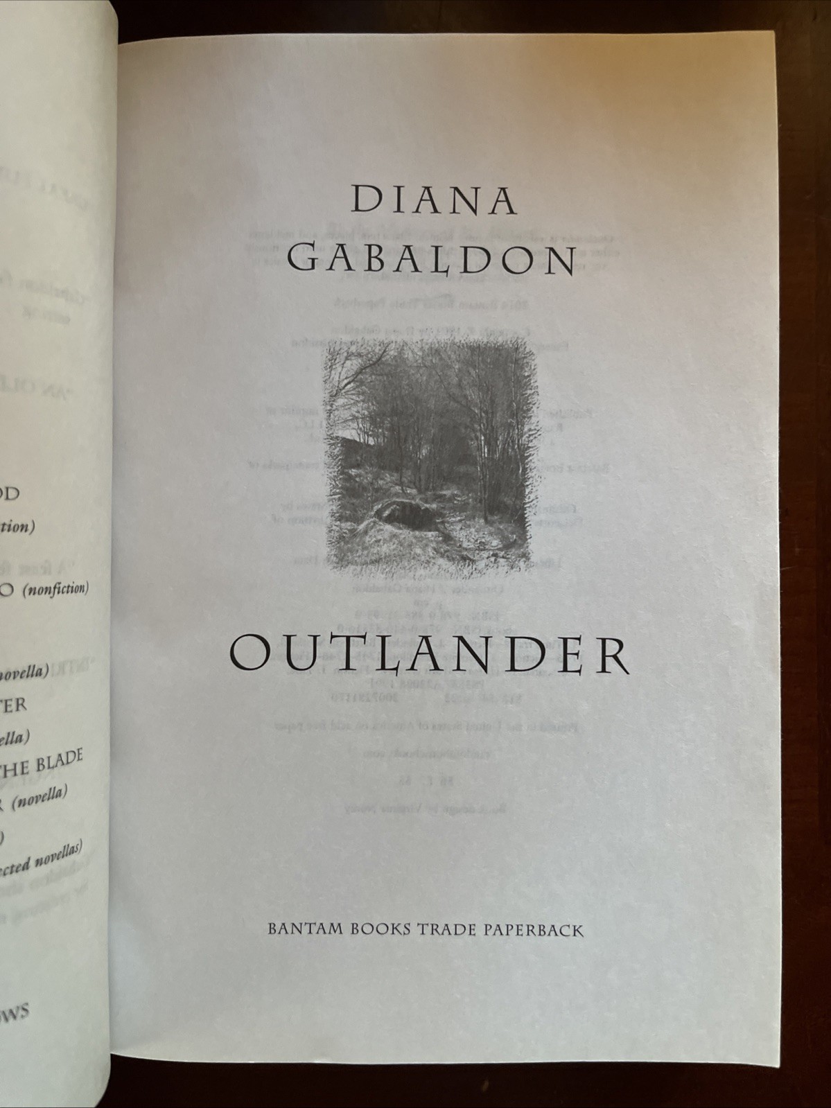Outlander by Diana Gabaldon (1998, Paperback, Later Edition)