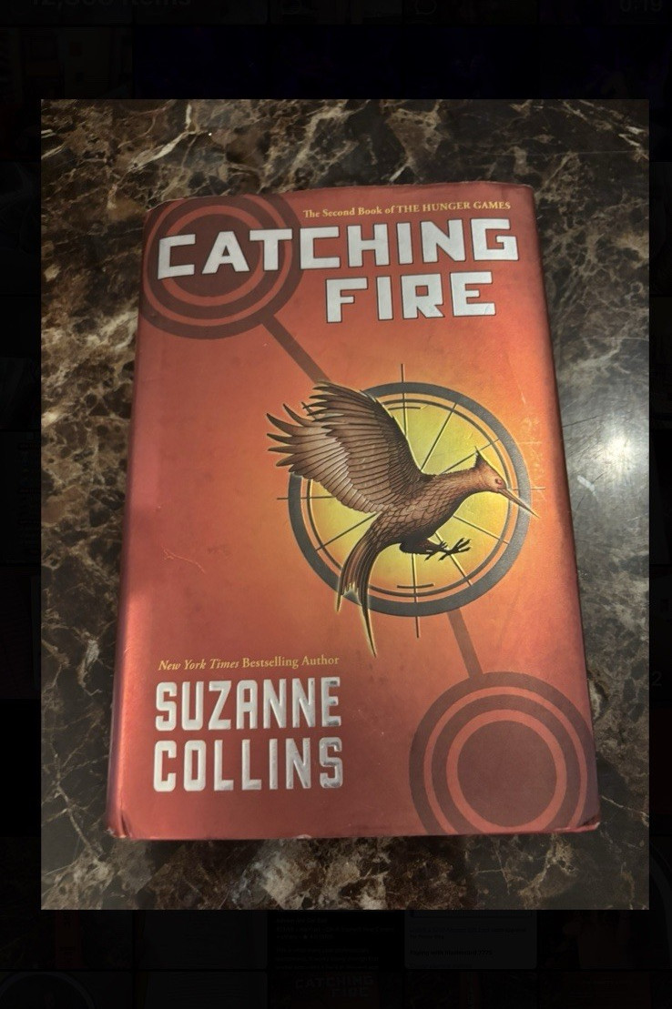 Suzanne Collins Catching Fire (Hunger Games Book 2) HC 1st Ed Scholastic 2009