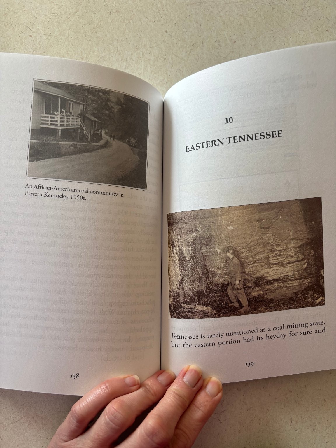J.d. Vance Is a Fake Hillbilly Frank Kilgore 2022 Large Print Appalachian