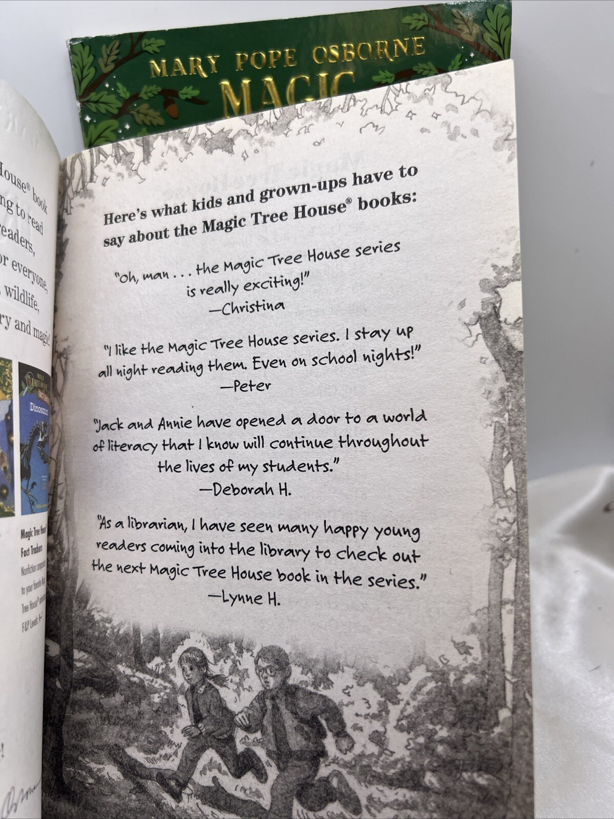 2 Book Magic Tree House Books 1-2 Dinosaurs Before Dark and The Knight at Dawn
