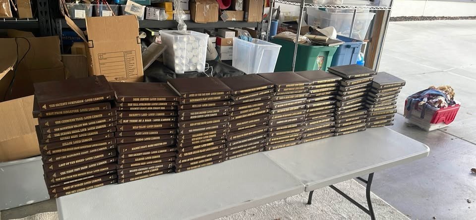 Louis L’amour Lamour Leatherette Books Set Bantam Lot Set Great Condition 115