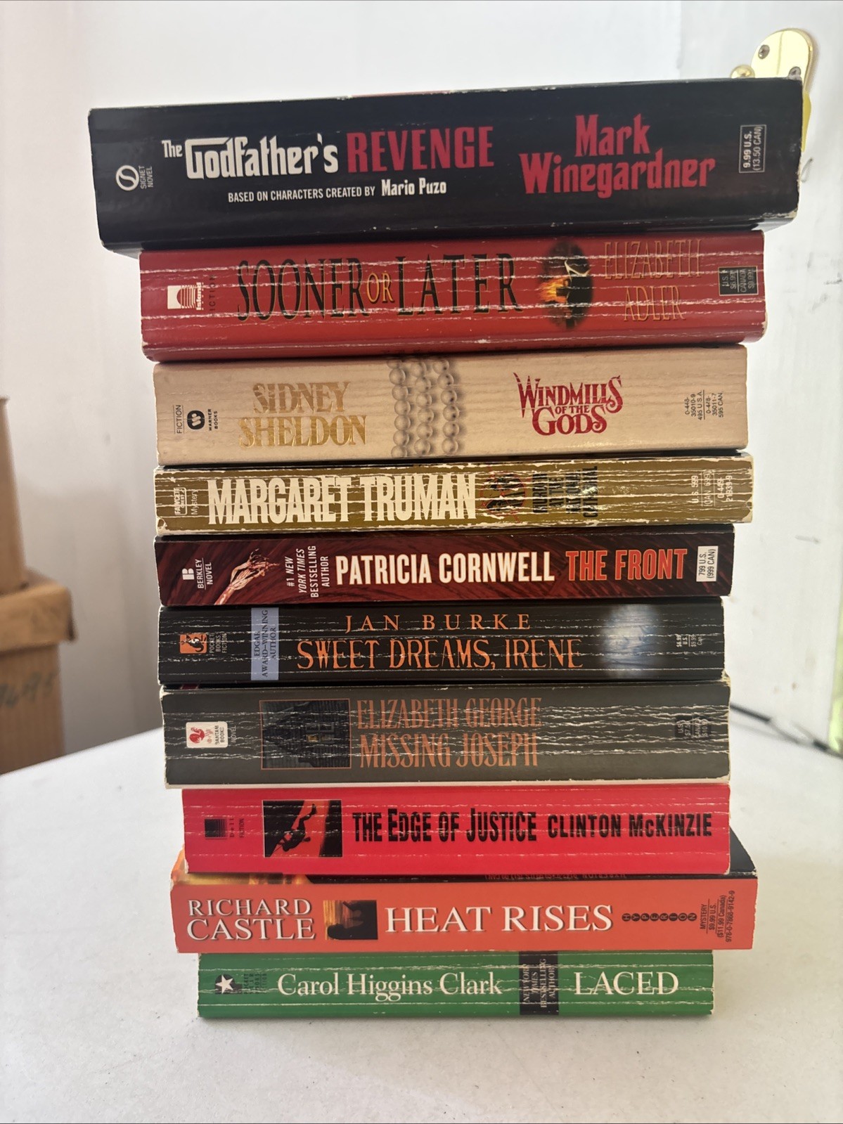 Lot of 10 – Mystery and Thrillers – Mixed Authors – FREE SHIPPING