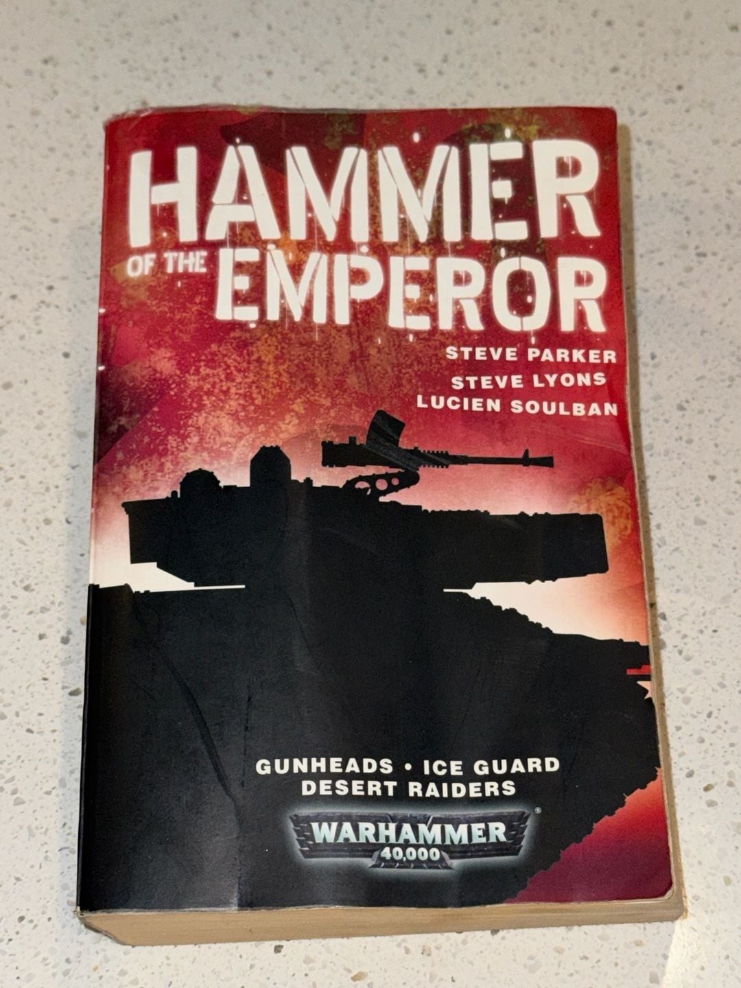 Hammer of the Emperor: Warhammer 40,000 Omnibus Steve Parker, Steve Lyons