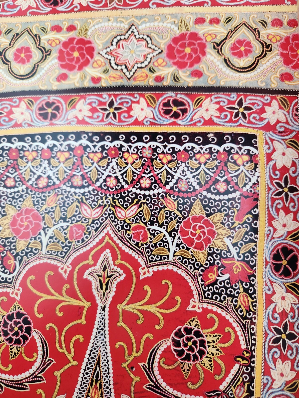 THE CARPET AND THE CONNOISSEUR The James F. Ballard Collection of Oriental Rugs