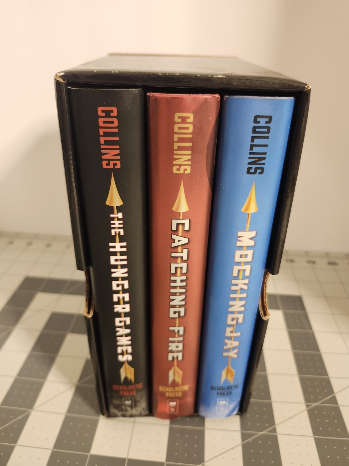 The Hunger Games Trilogy Boxed Set – Hardcover By Suzzanne Collins Like new