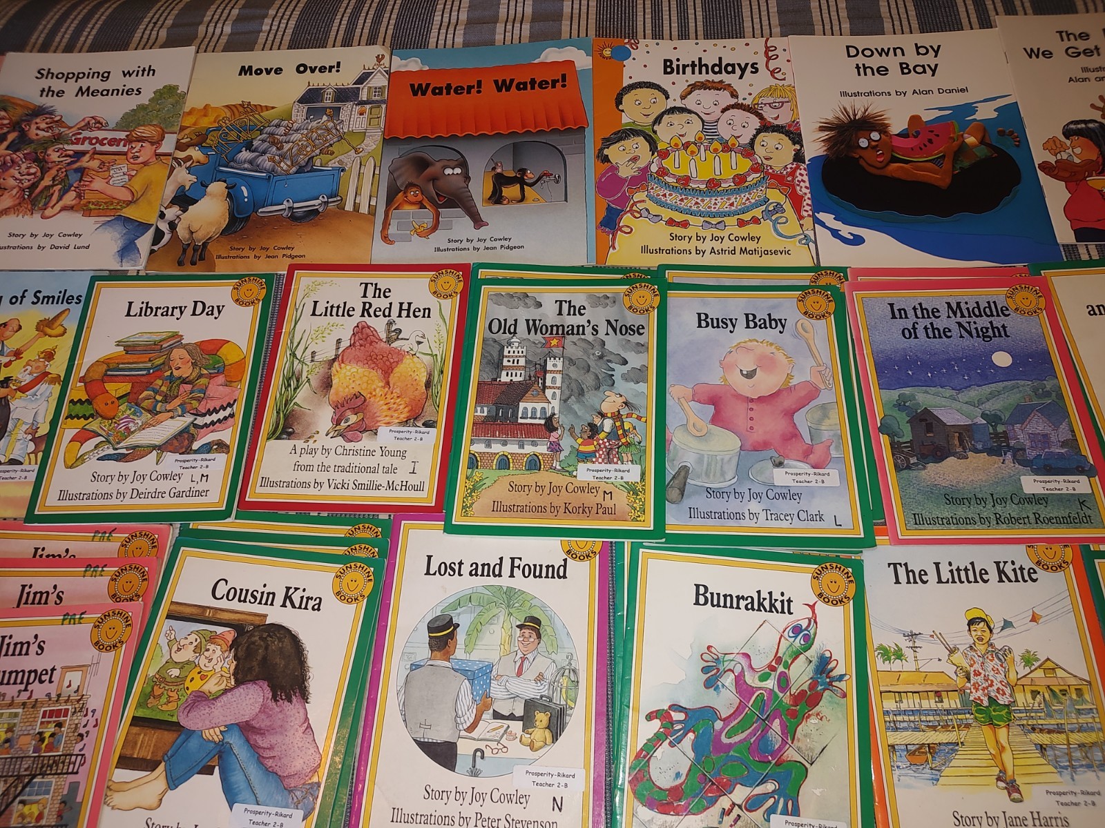 Joy Cowley The Wright Group Books Lot of 70 Story Box Sunshine Homeschool Reader