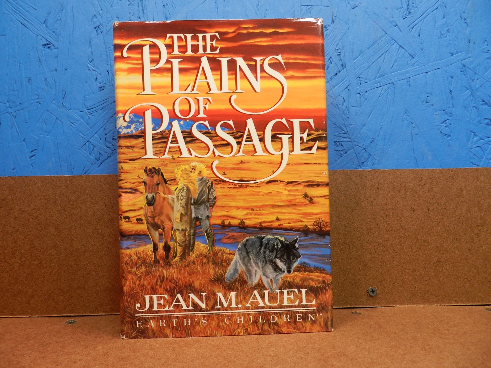 Jean M. Auel CLAN OF THE CAVE BEAR, PLAINS OF PASSAGE & SHELTERS OF STONE EUC