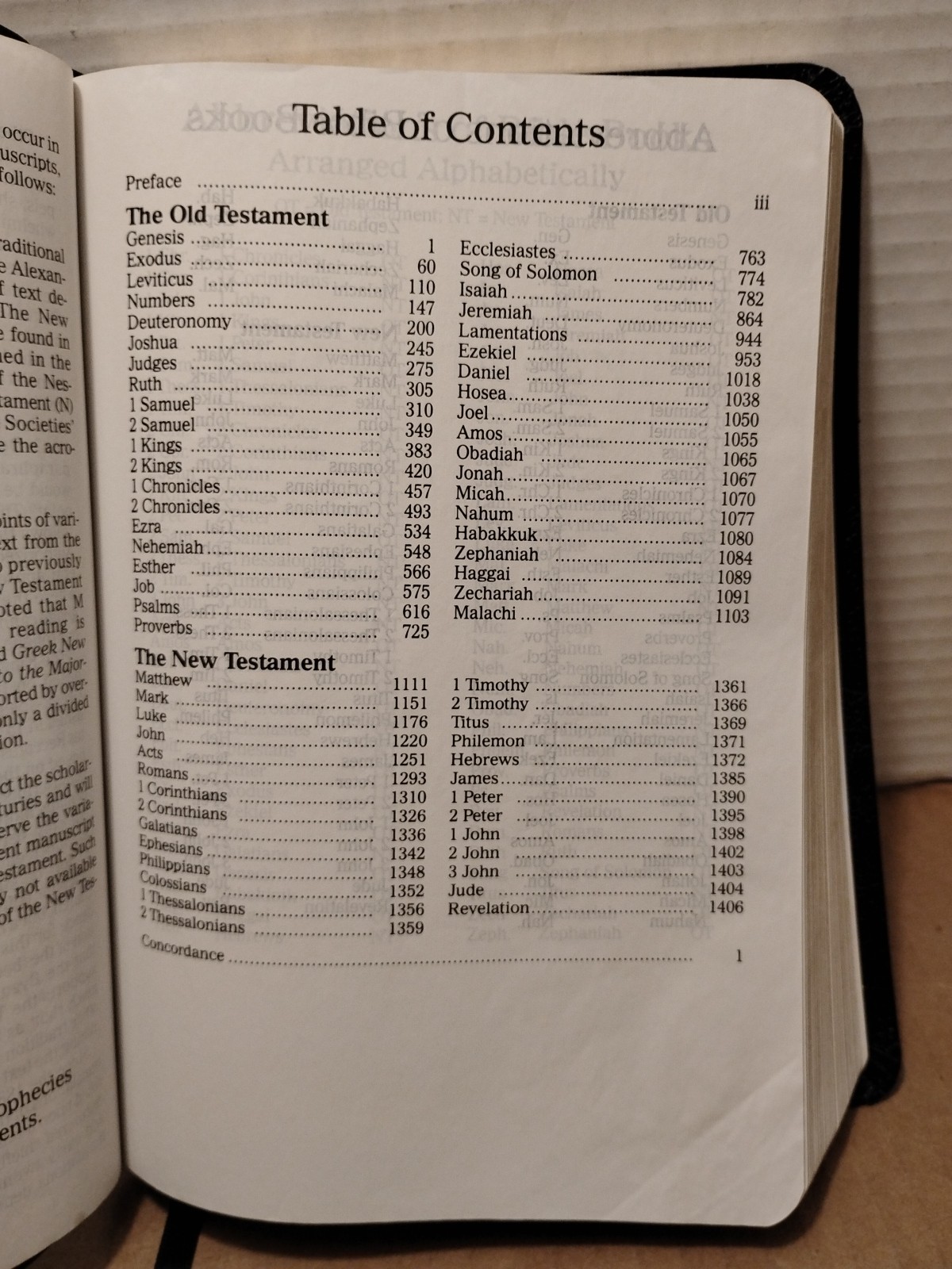 Holy Bible : New King James Version – 2006 – Bonded Leather Personal Size w/ Box