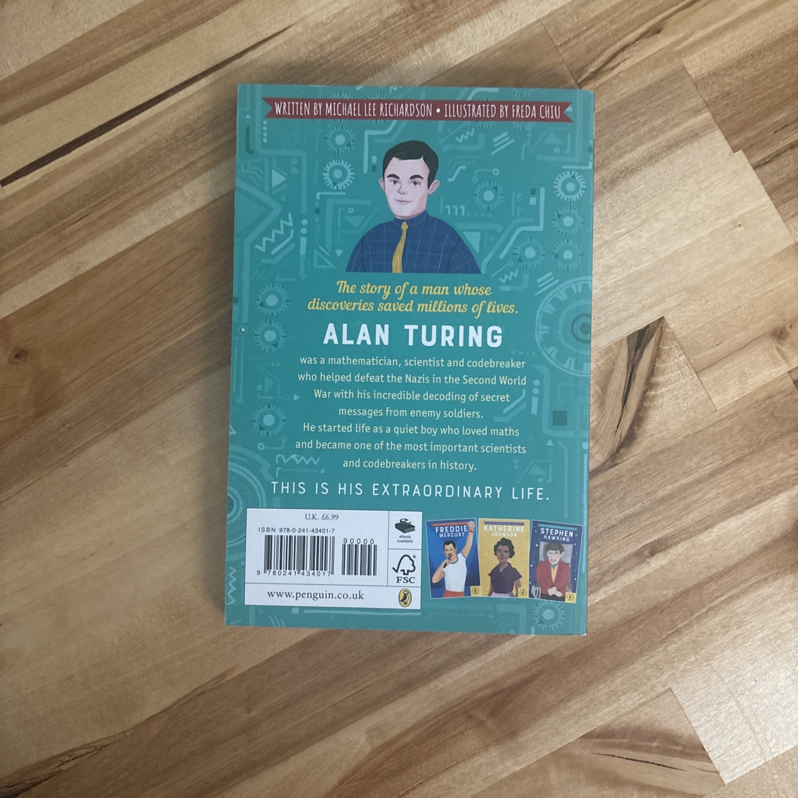 The Extraordinary Life of Alan Turing (Extraordinary Lives) [Paperback]