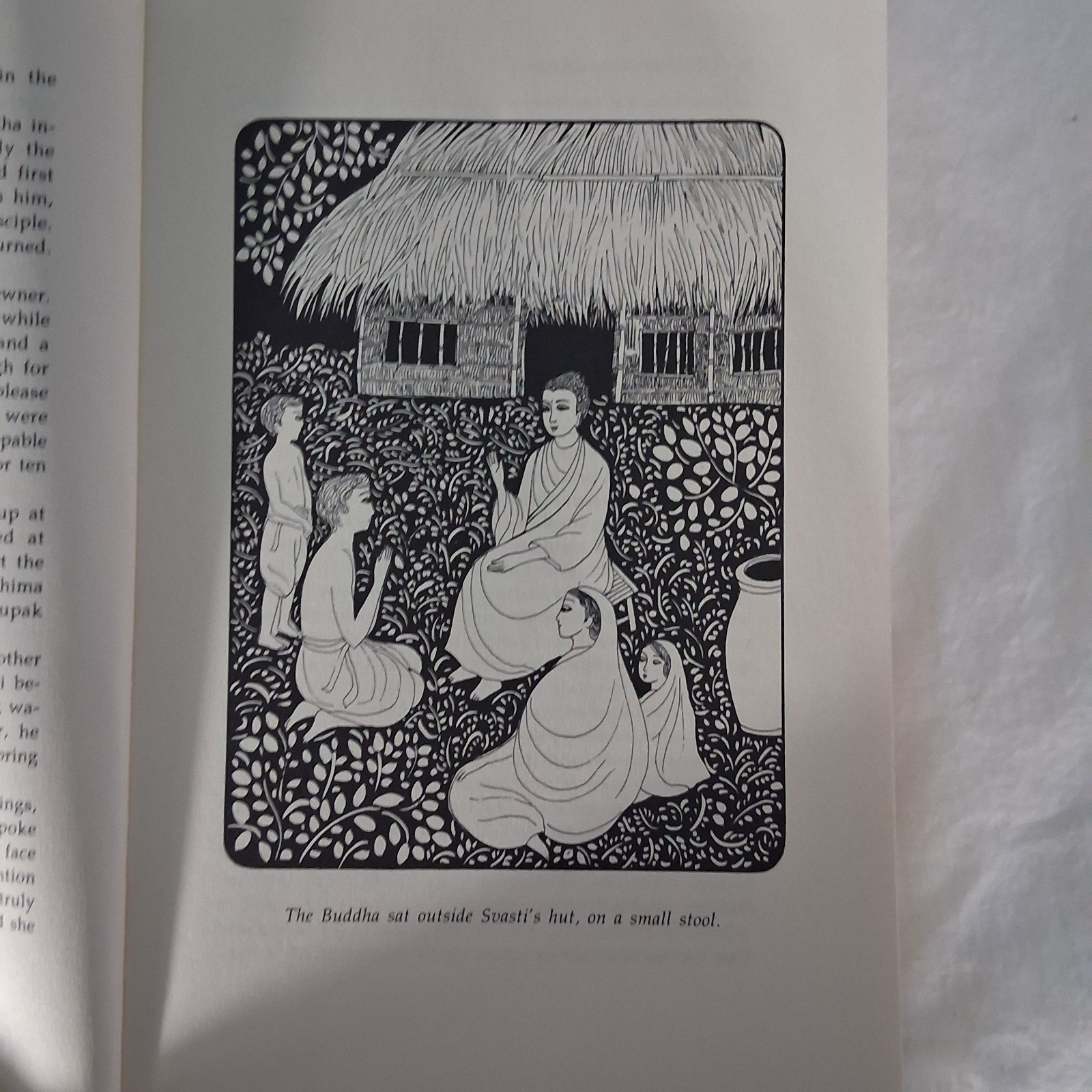 Old Path White Clouds : Walking in the Footsteps of the Buddha – PB
