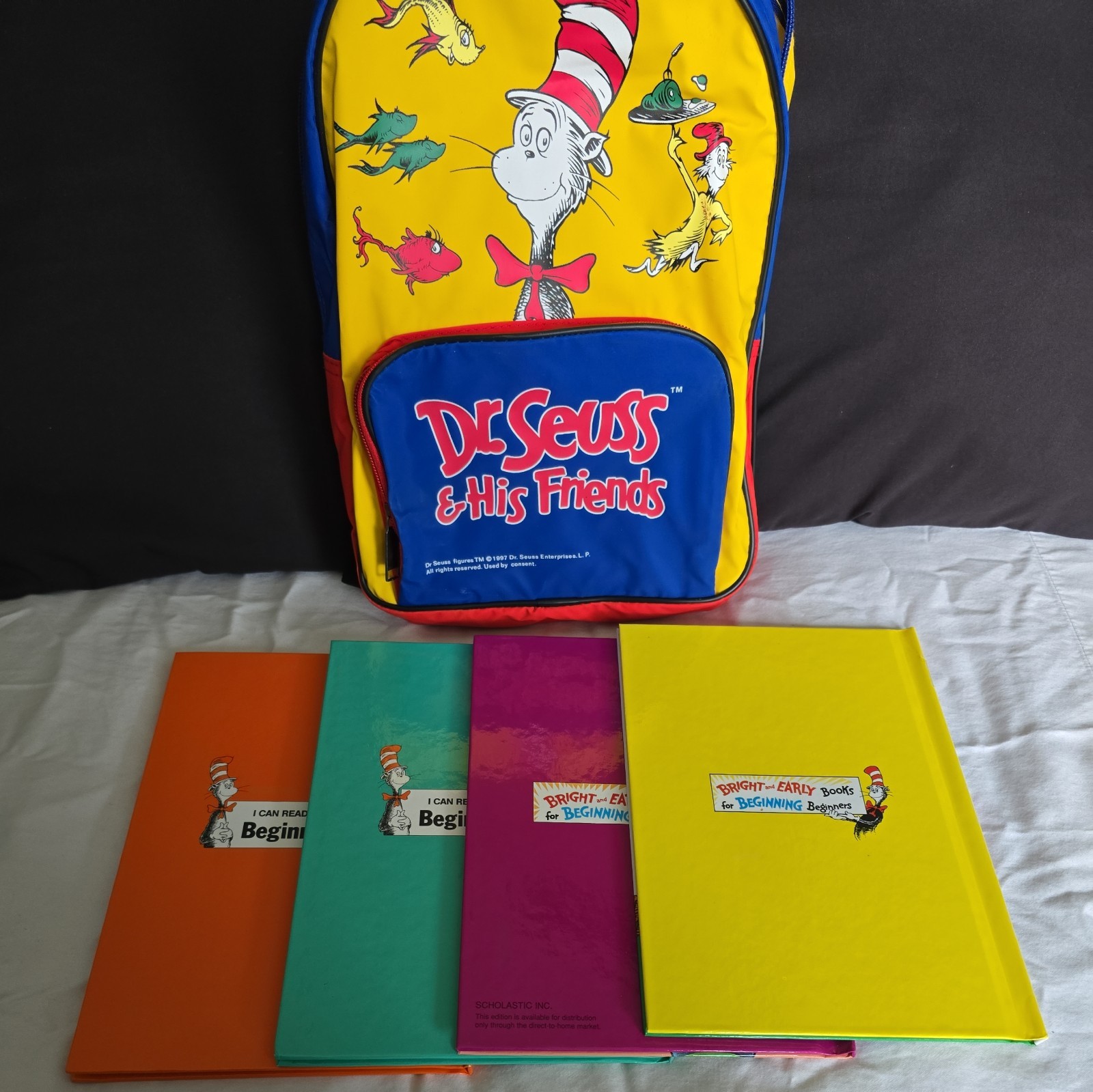 DR. SEUSS Vintage 8 Beginner Books and Bookbag