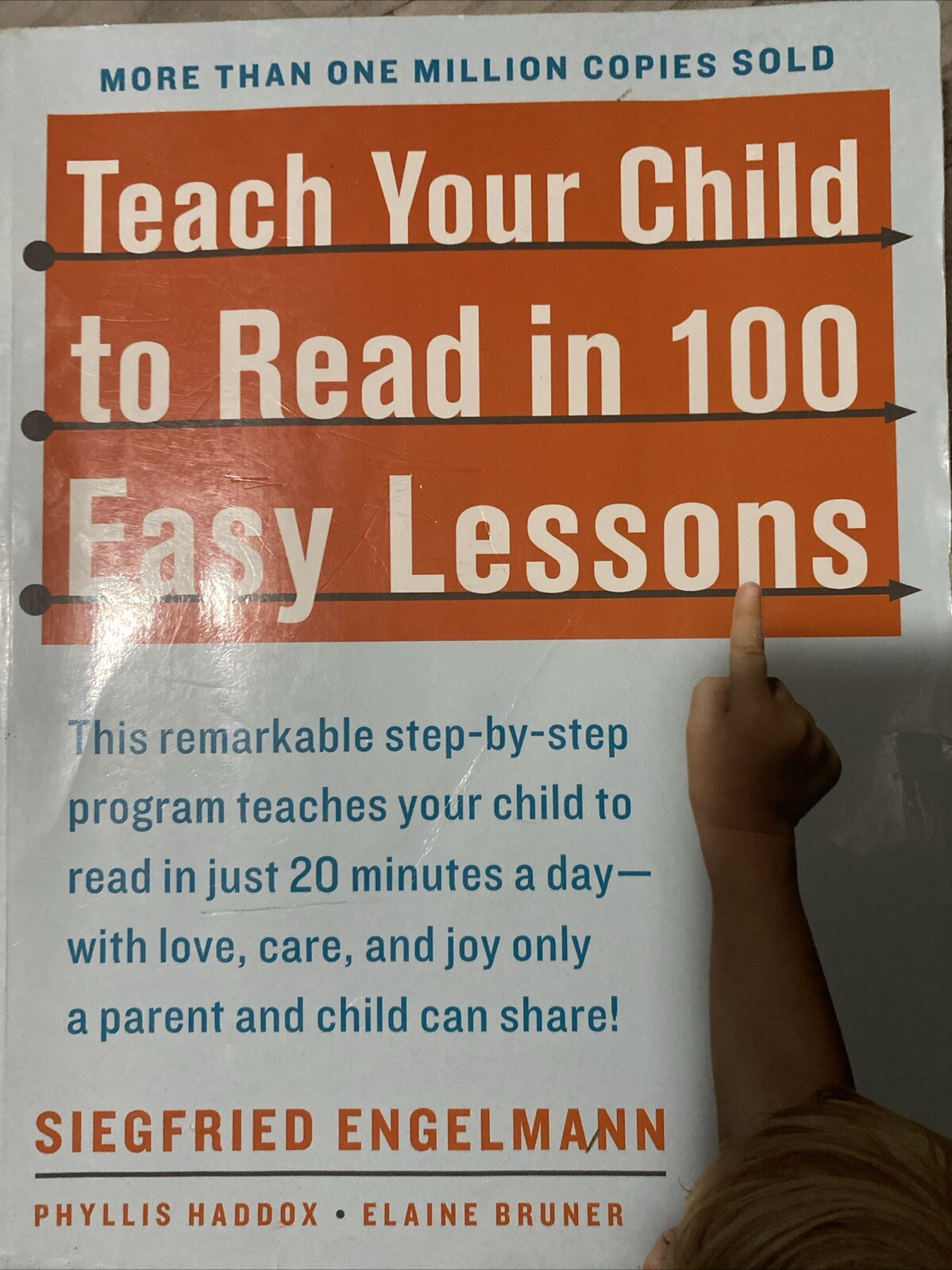 Teach Your Child to Read in 100 Easy Lessons: Revised and Updated Second Edi…