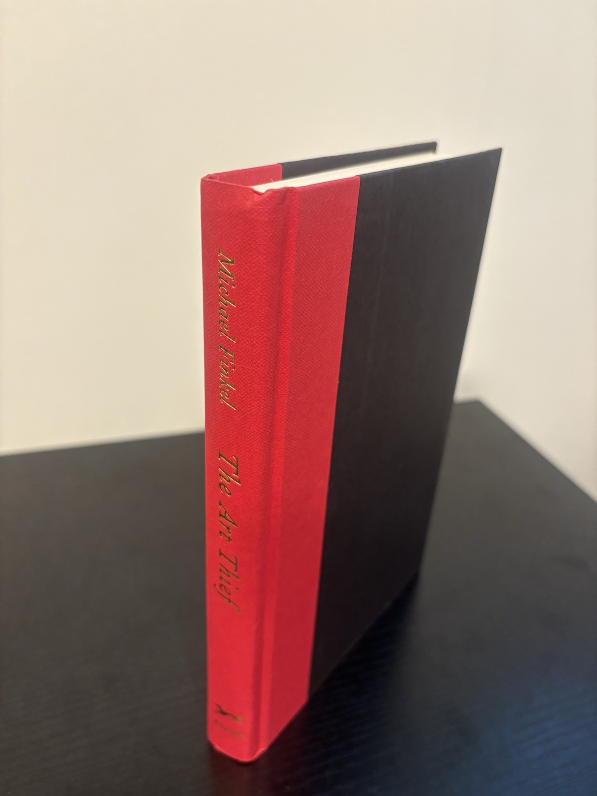 The Art Thief by Michael Finkel. 1st Edition Knopf Hardcover