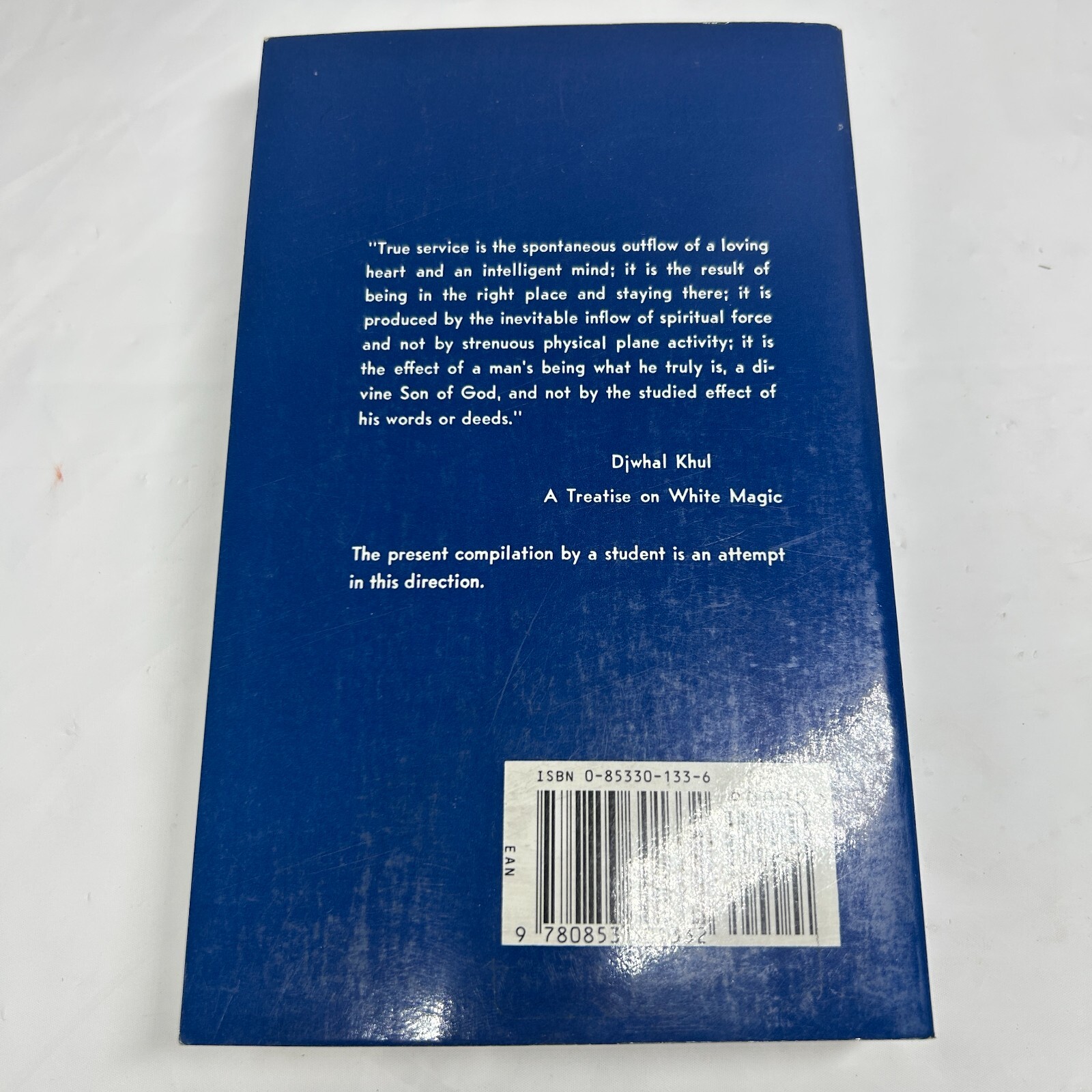 Serving Humanity Writings of Alice Bailey and the Tibetan Masters 1993 Lucis
