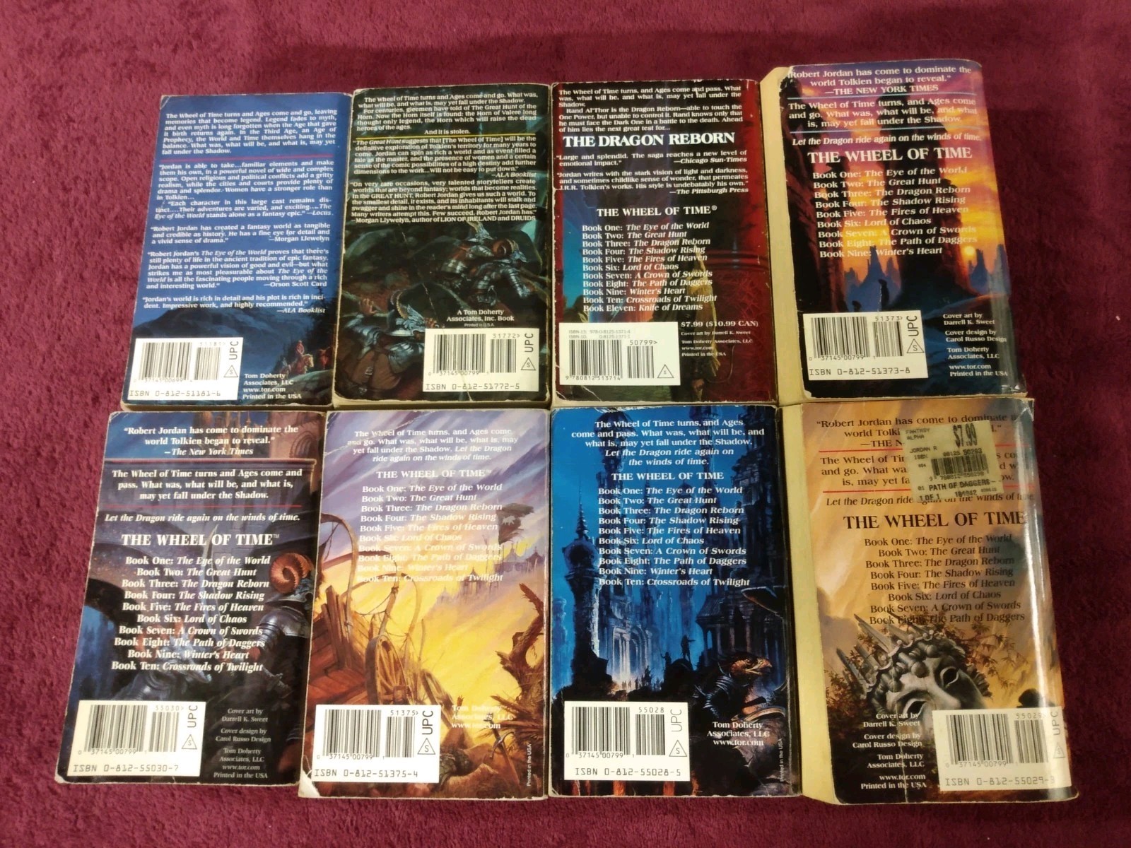 8 ROBERT JORAN PB WHEEL OF TIME NOVELS. THE FIRST EIGHT. ACCEPTABLE OR BETTER.